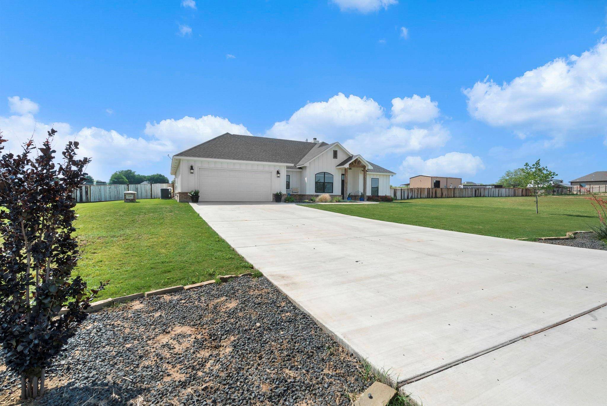 Brock, TX 76087,109 Stonegate Avenue