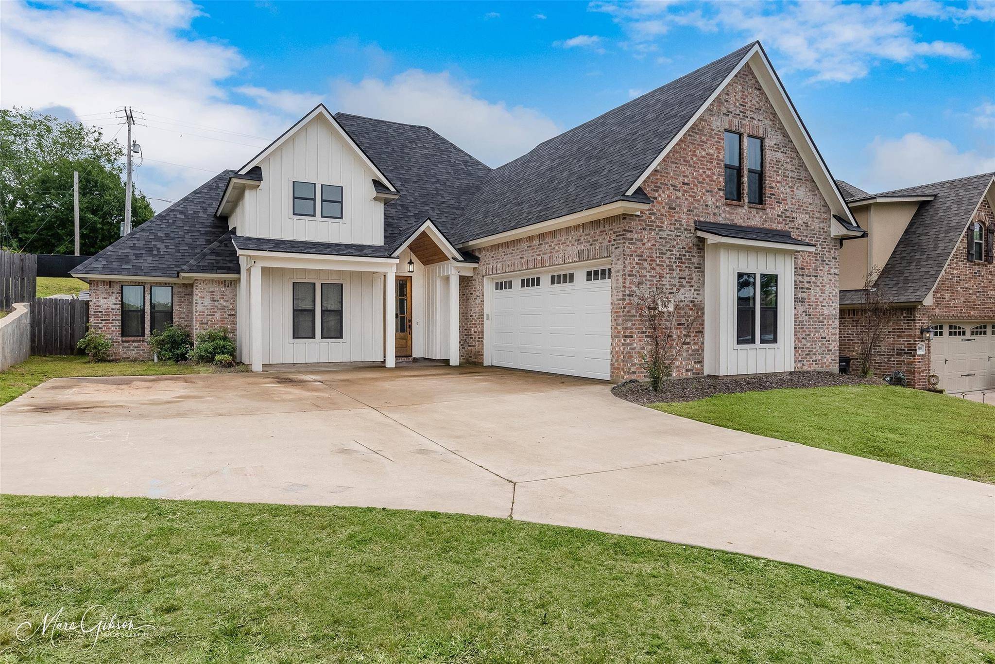 Haughton, LA 71037,382 Wood Springs