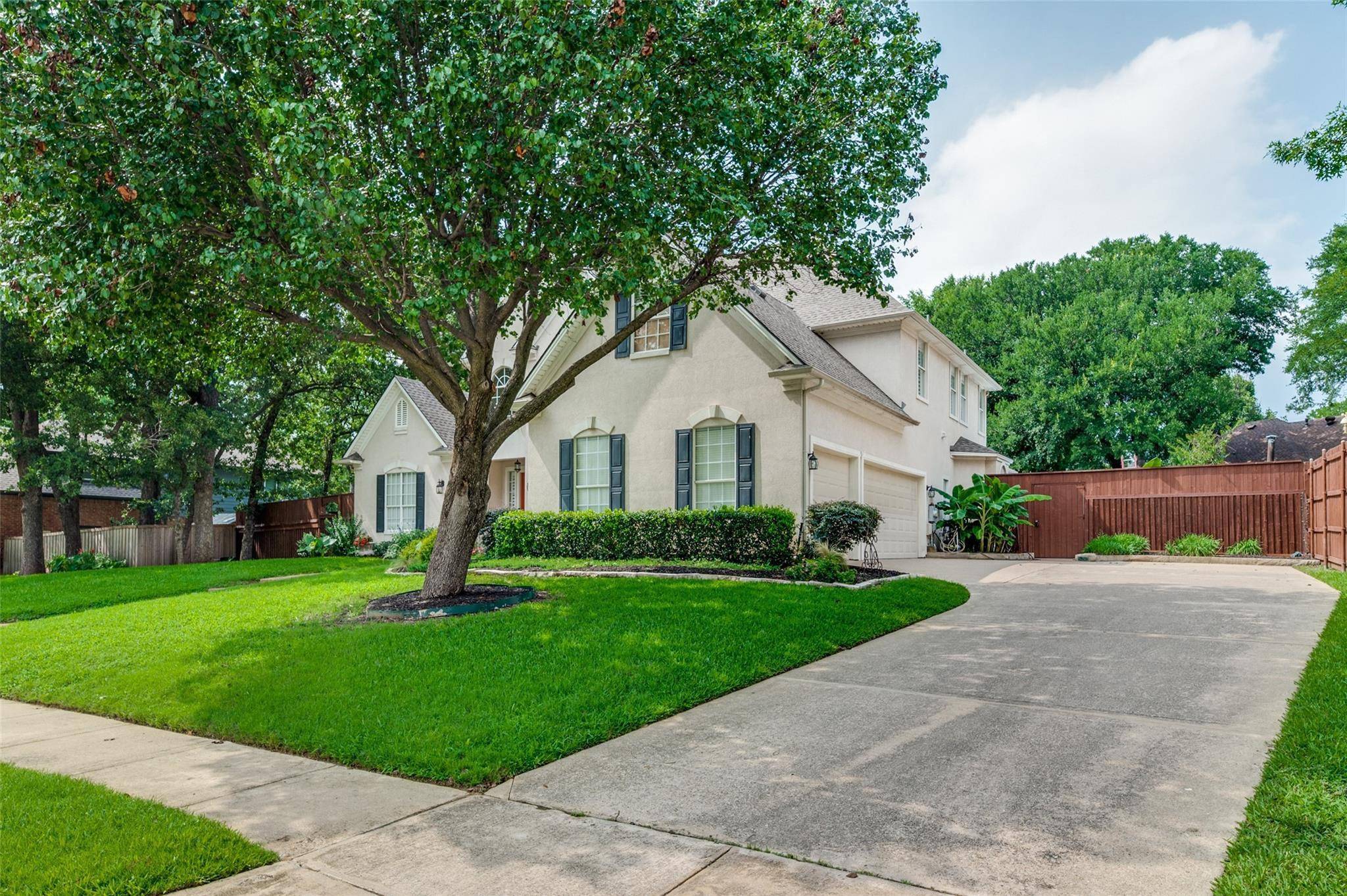 Grapevine, TX 76051,3320 Lexington Avenue