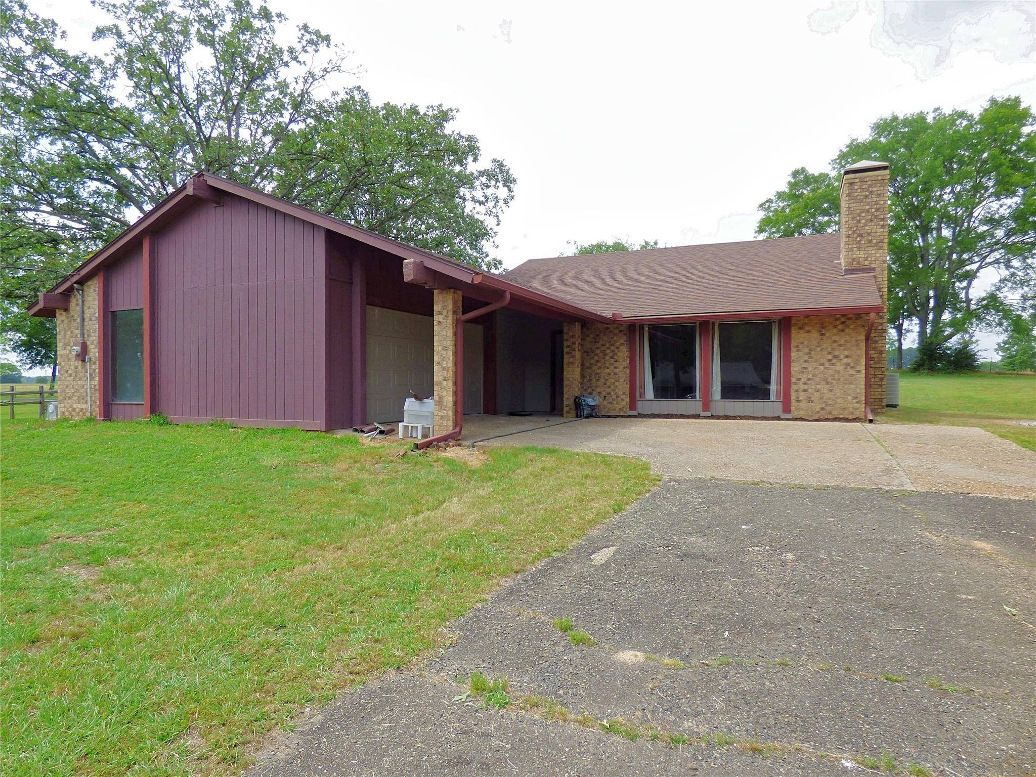 Gilmer, TX 75645,6377 Pinewood Drive