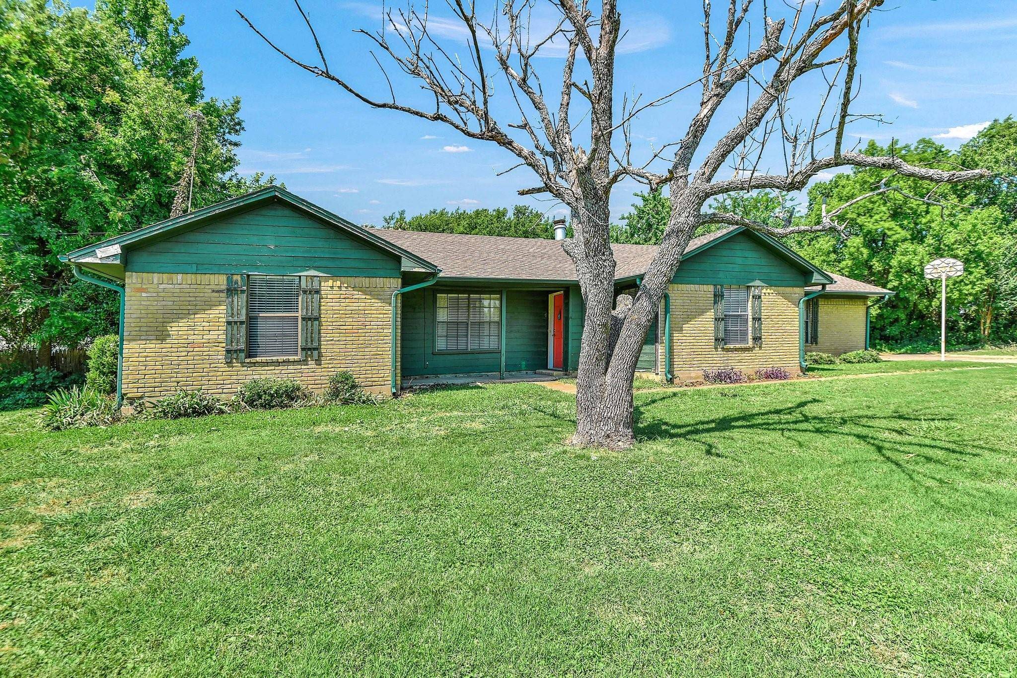 Sherman, TX 75092,3348 Carriage Circle