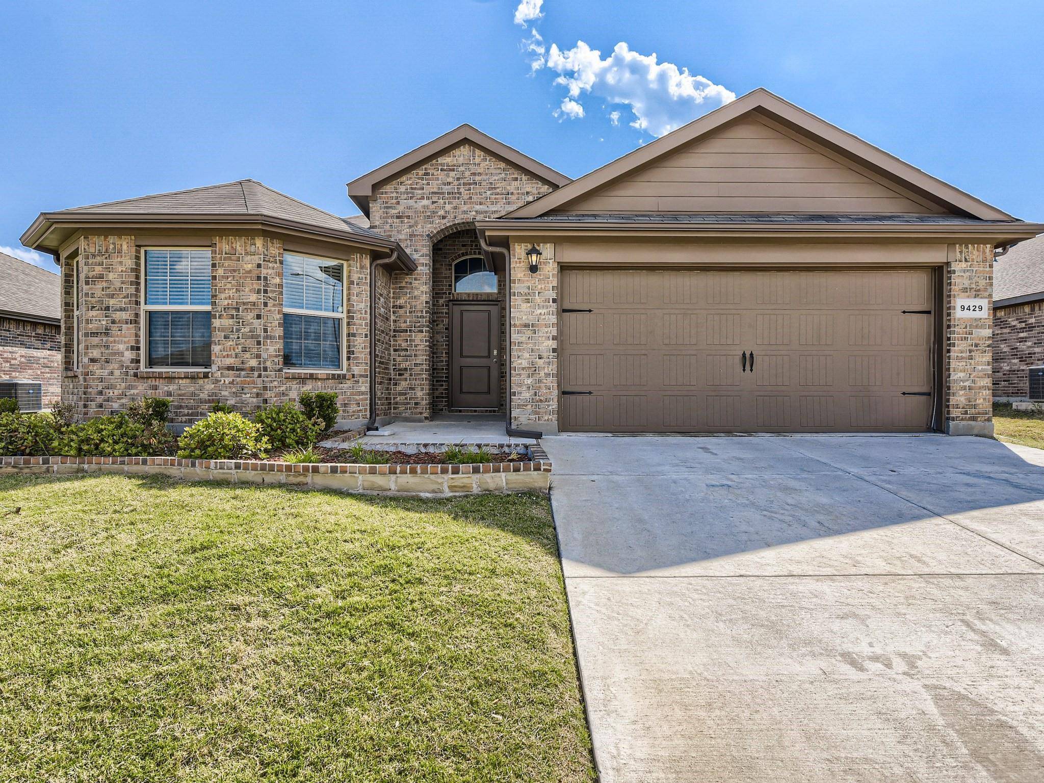 Fort Worth, TX 76131,9429 Fox Hill Drive