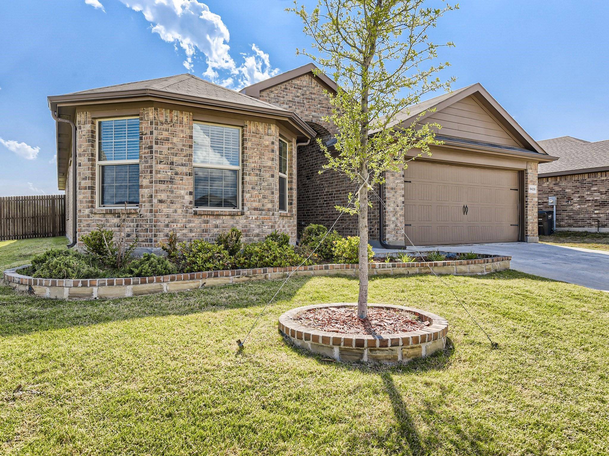 Fort Worth, TX 76131,9429 Fox Hill Drive