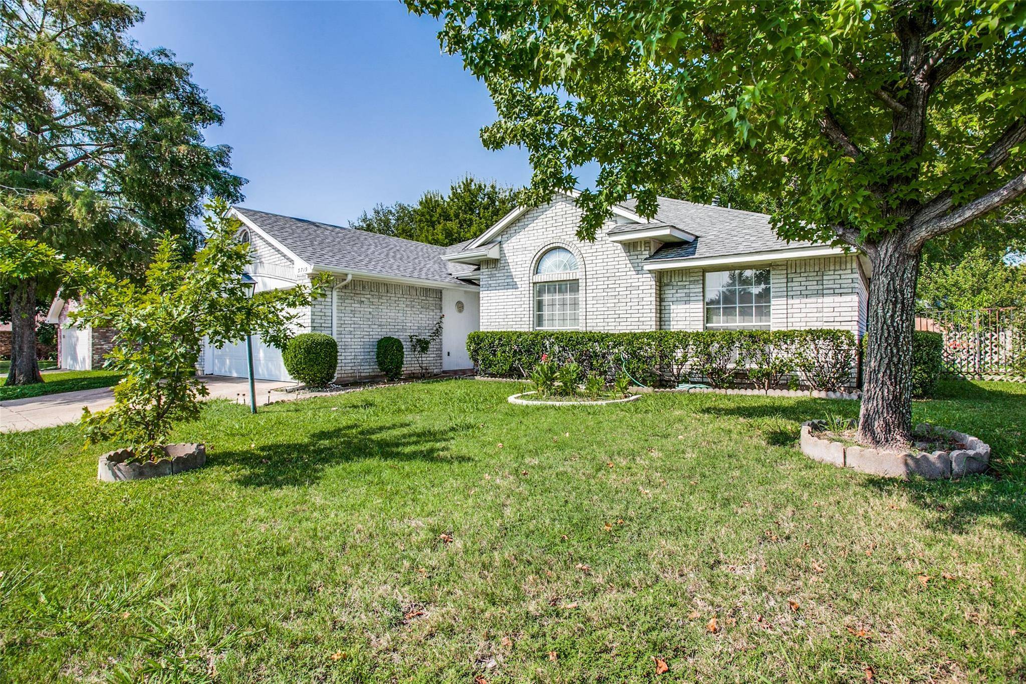 Grand Prairie, TX 75052,3719 Oak Meadow Drive