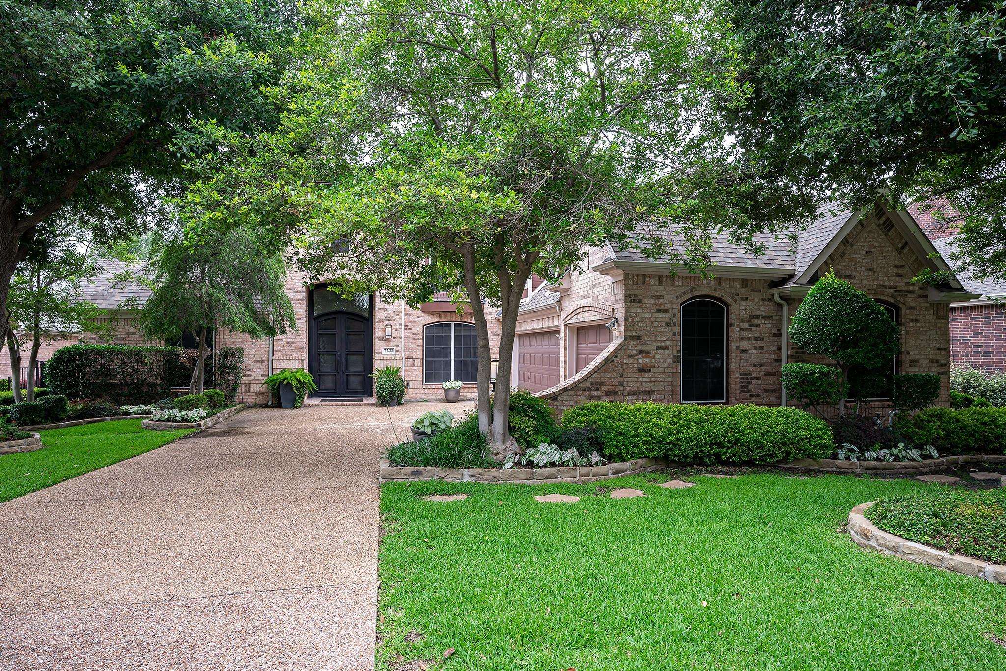 Irving, TX 75063,7222 Native Oak Lane