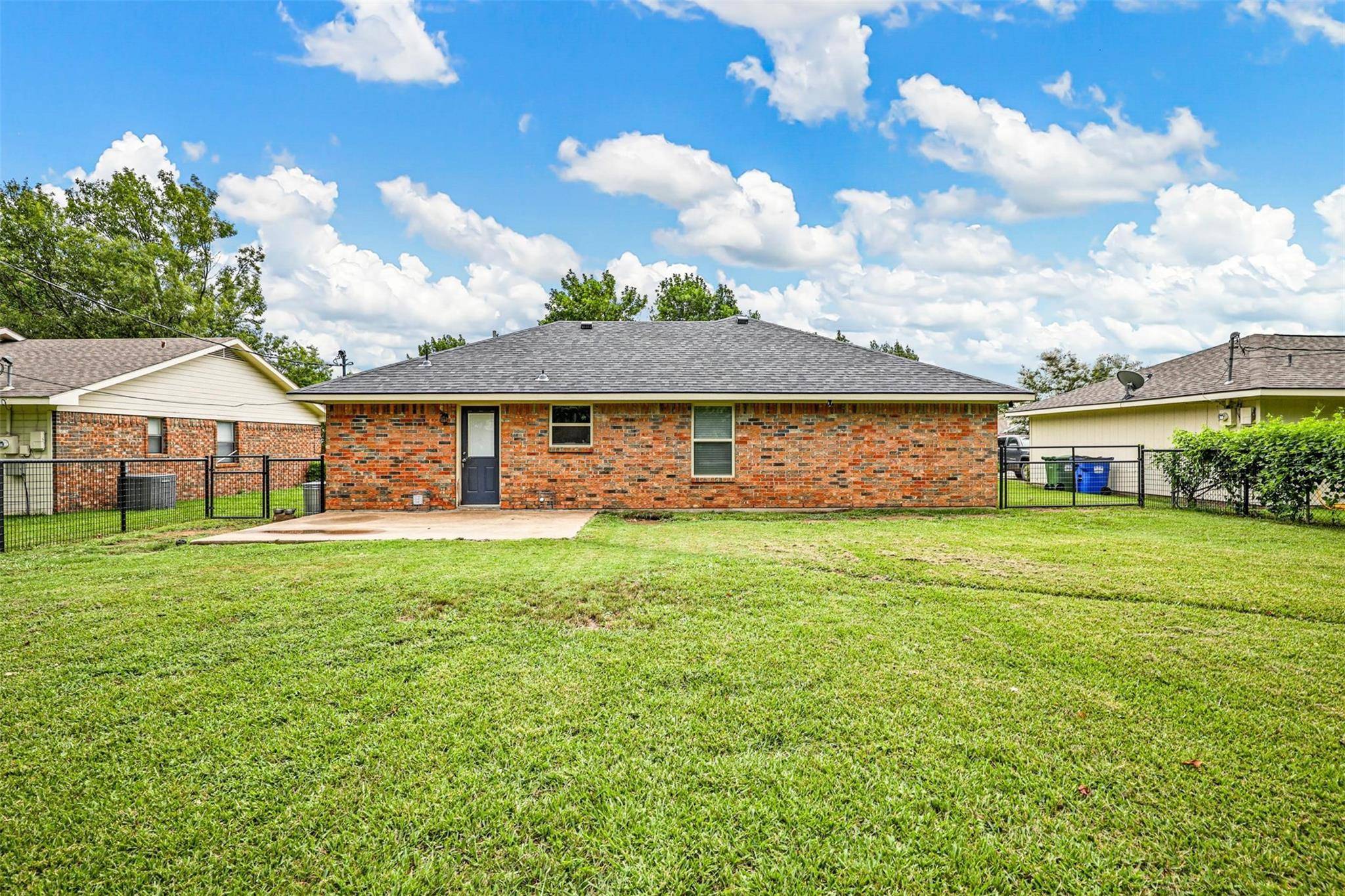 Whitesboro, TX 76273,723 Park Place