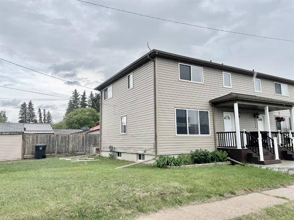 Mannville, AB T0B 2W0,5111 52 AVE