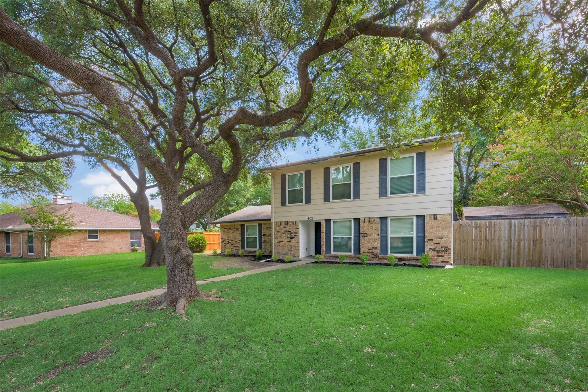 Richardson, TX 75081,1802 Roxton Court