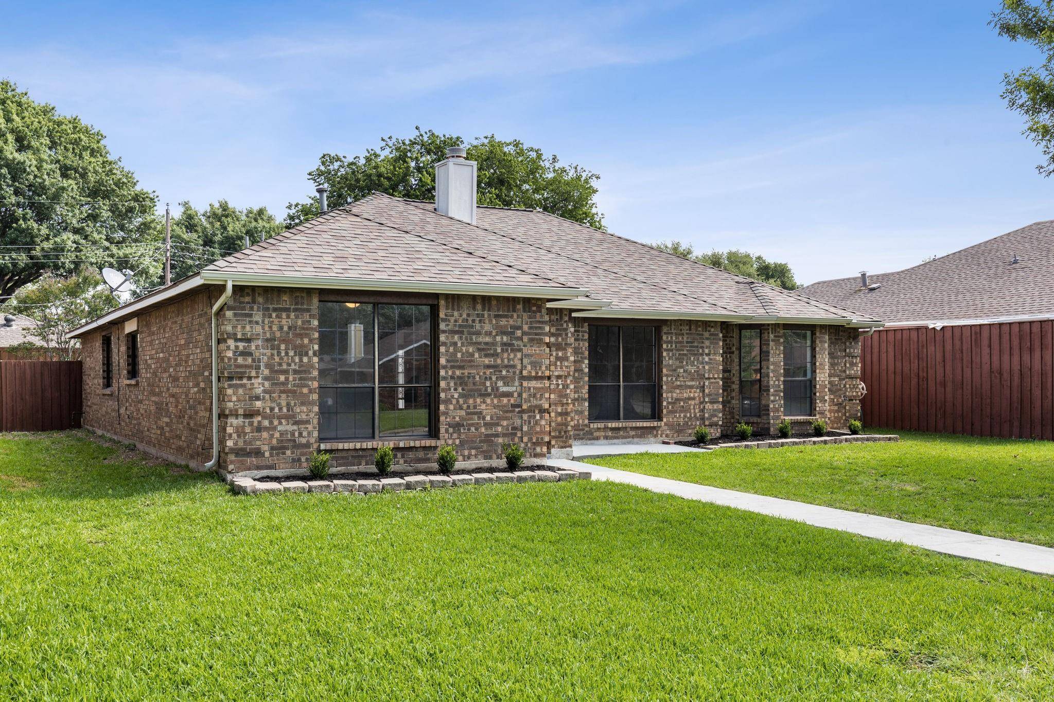 Dallas, TX 75227,7119 Vinland Street