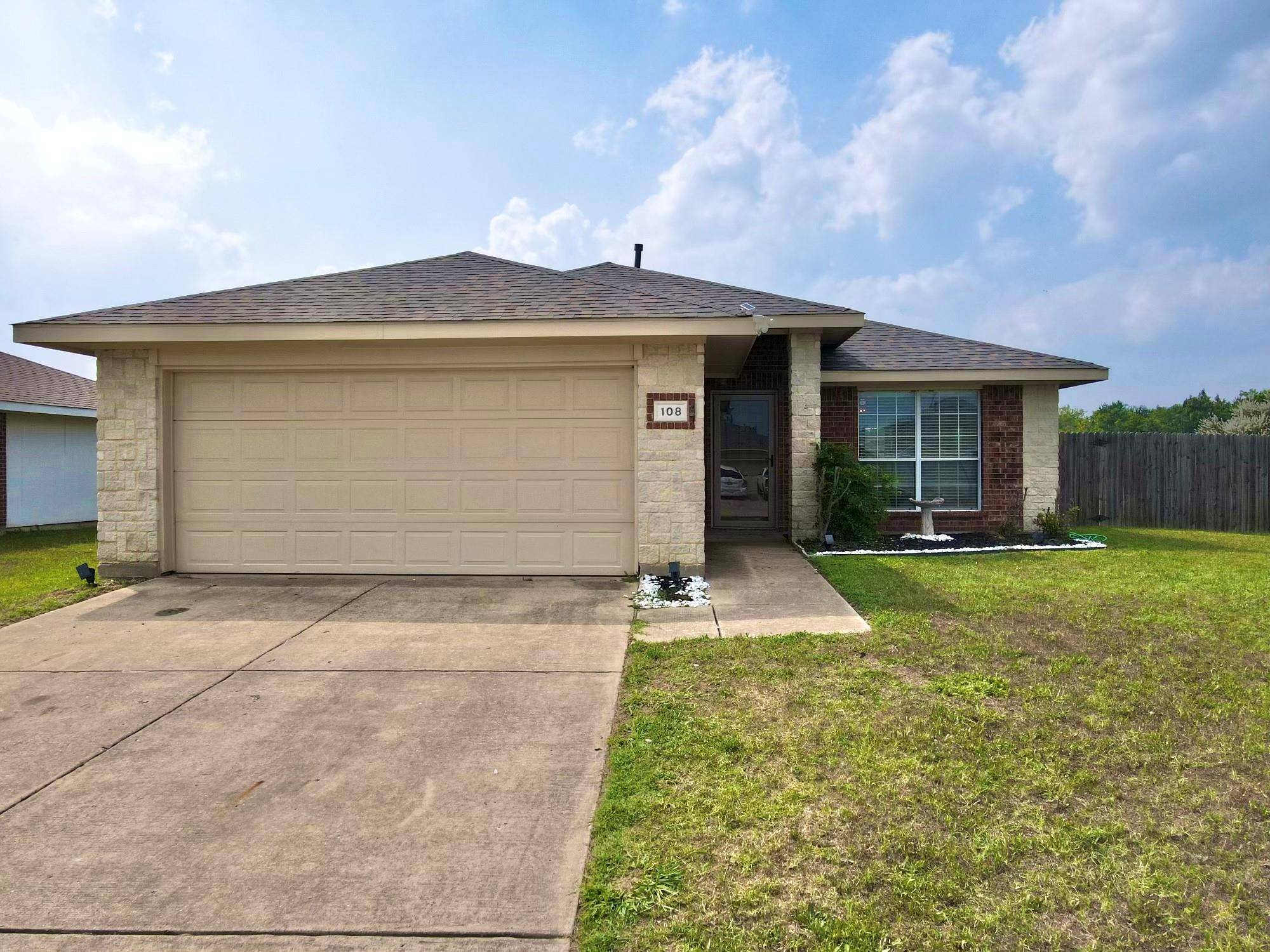 Terrell, TX 75160,108 Stoney Creek Lane