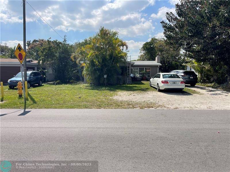 Dania Beach, FL 33004,40 SE 7th St