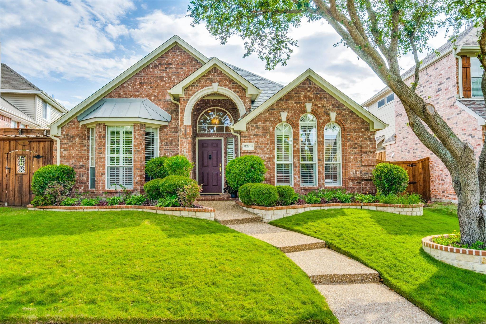 Plano, TX 75025,9209 Dark Forest Drive