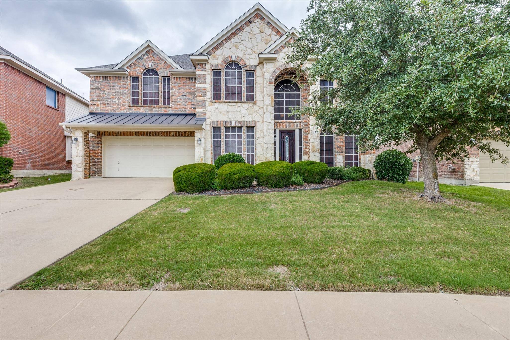 Burleson, TX 76028,847 Peach Lane