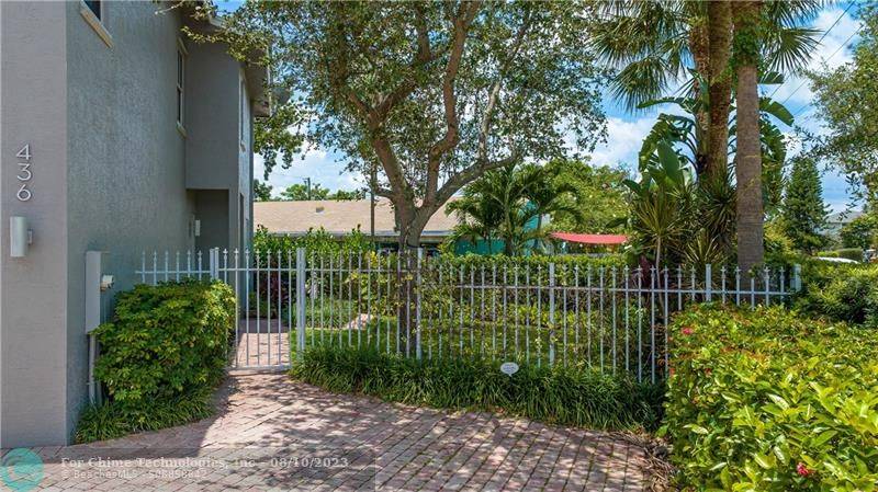 Fort Lauderdale, FL 33315,436 SW 14th Ct