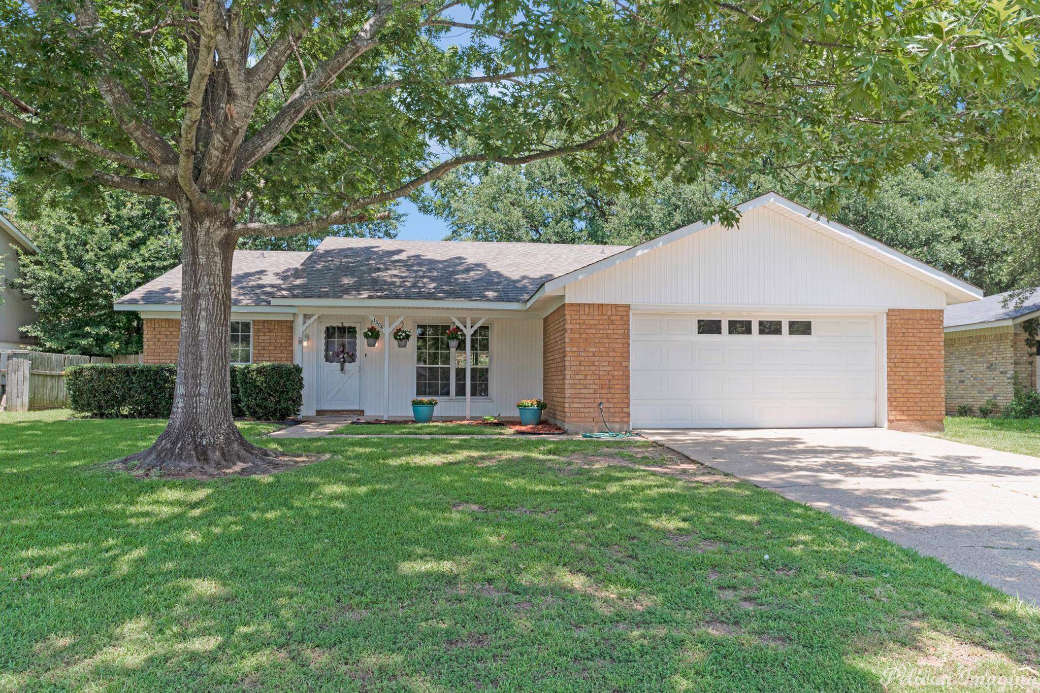 Shreveport, LA 71105,1504 Suburbia Drive