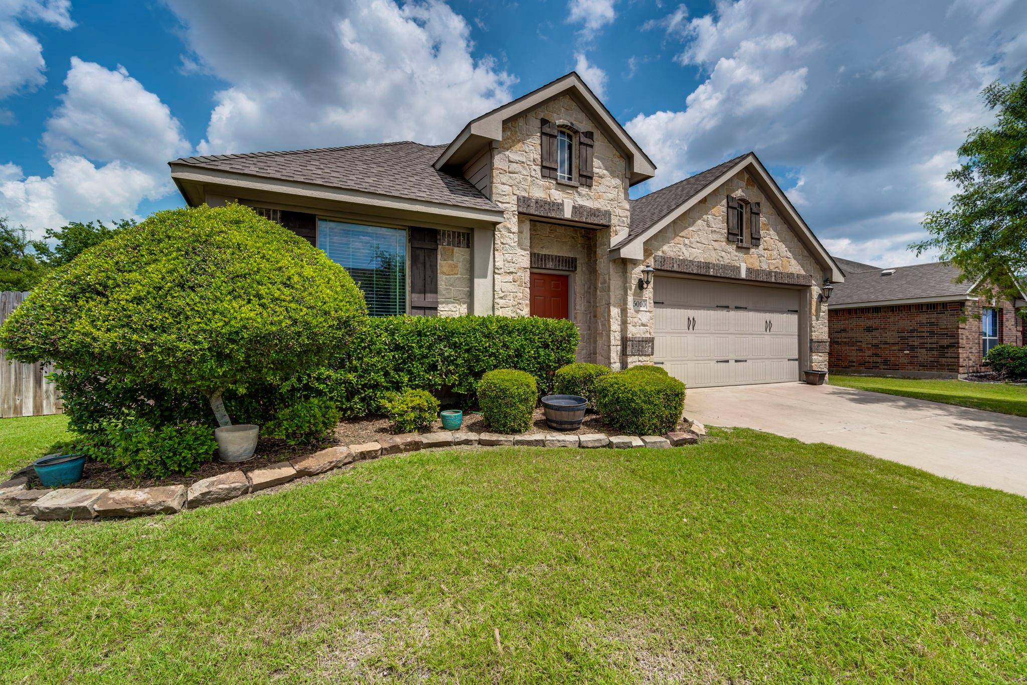 Midlothian, TX 76065,5010 Prosperity Row