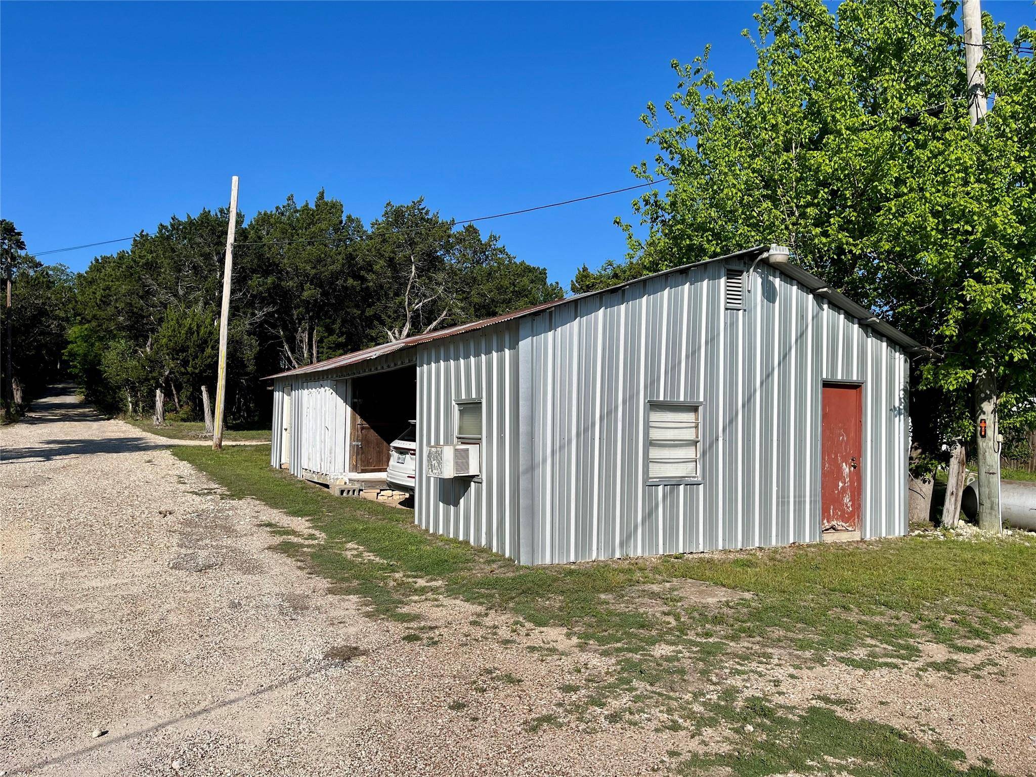 Whitney, TX 76692,162 Anaprako Road