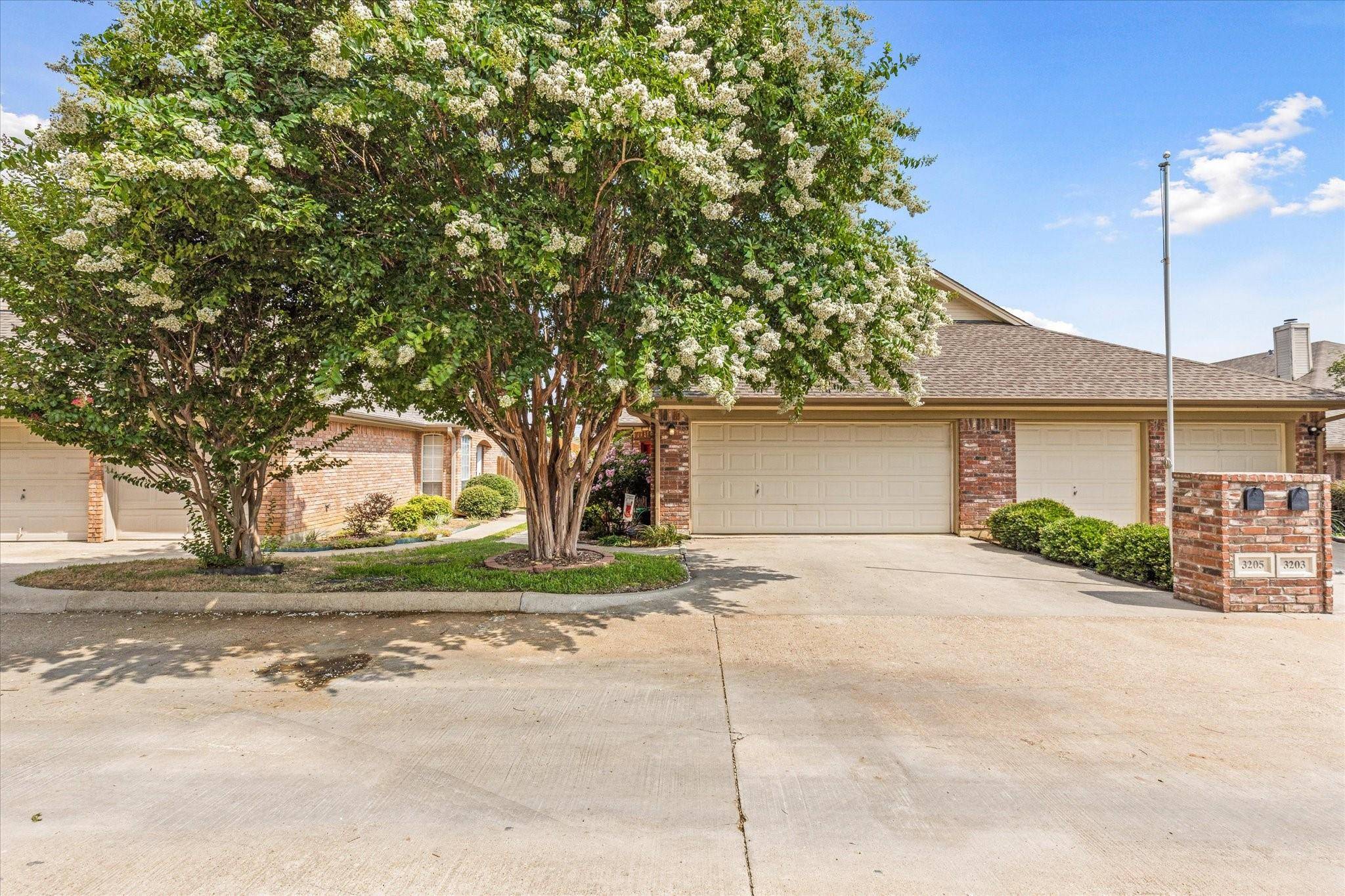 Arlington, TX 76017,3205 Cape Cod Court