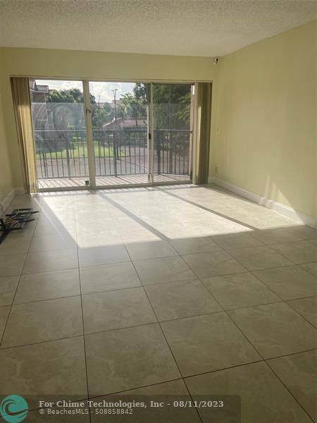 Coral Springs, FL 33067,8801 Wiles Rd  #208