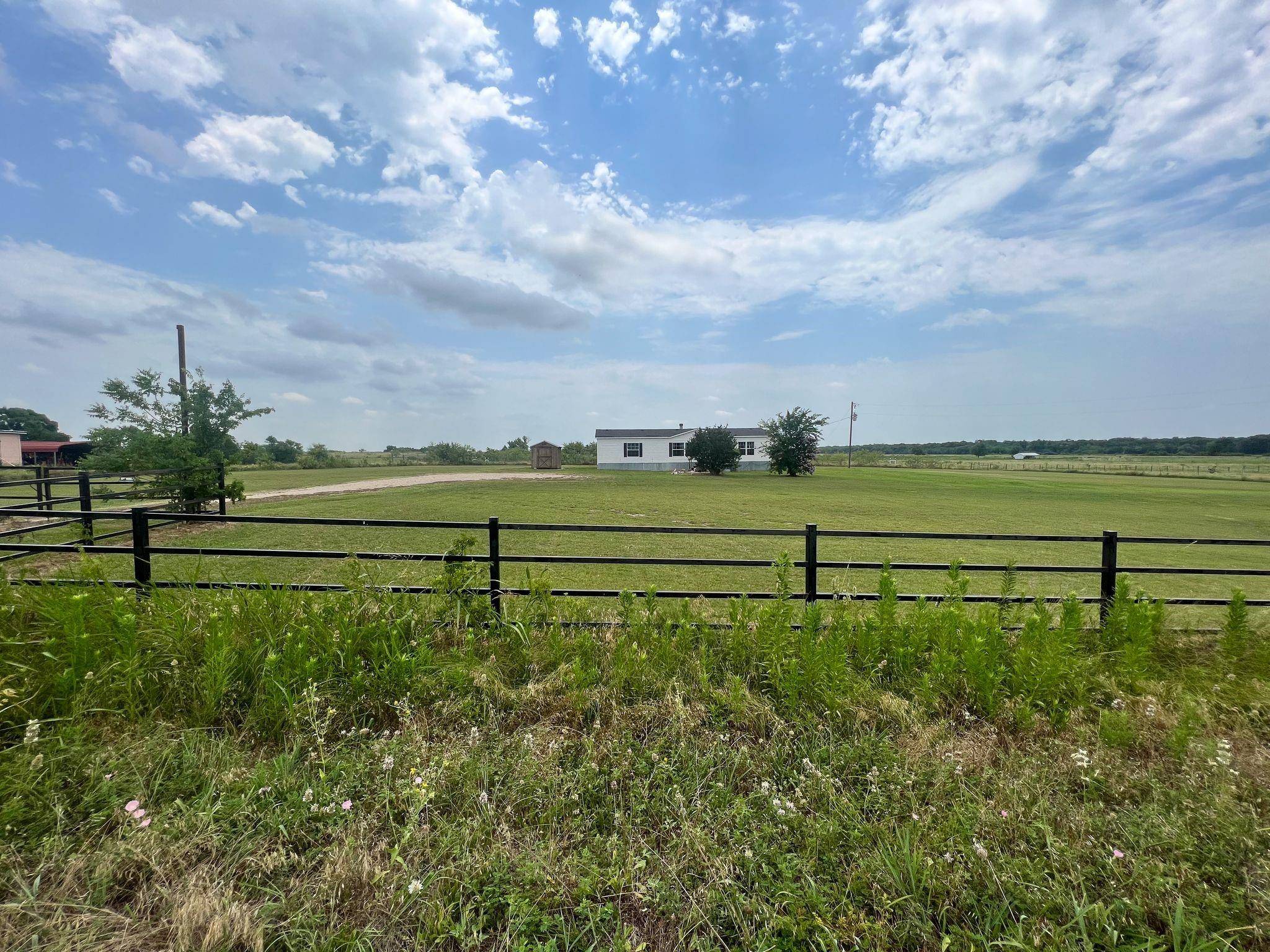 Riesel, TX 76682,1670 4 Mile Road