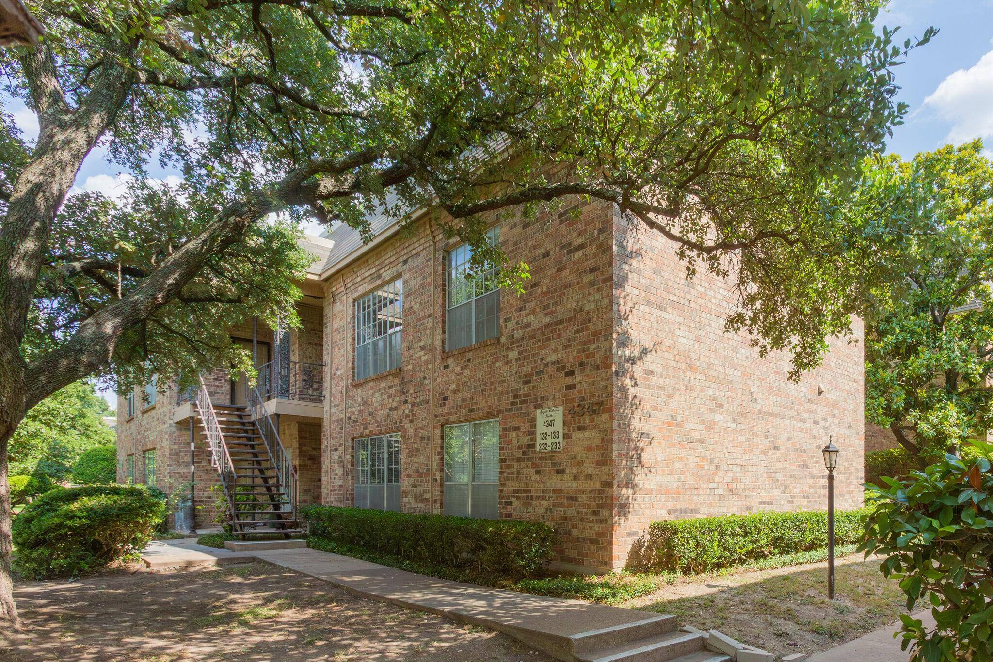 Fort Worth, TX 76109,4347 Bellaire Drive S #232 S