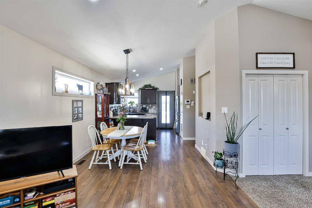 Coaldale, AB T1M0B9,1961 Parkside WAY