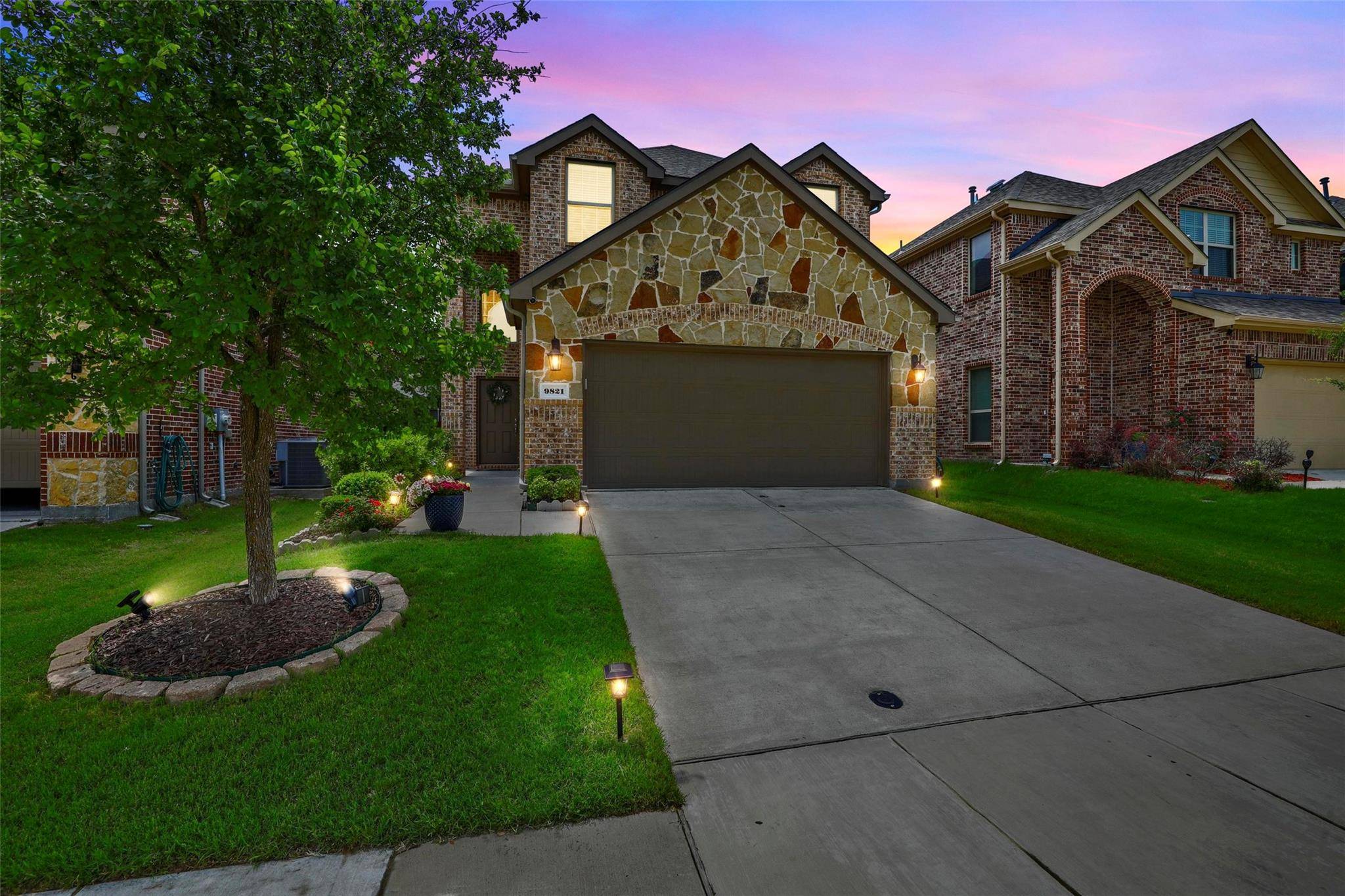 Mckinney, TX 75071,9821 Moccasin Creek Lane