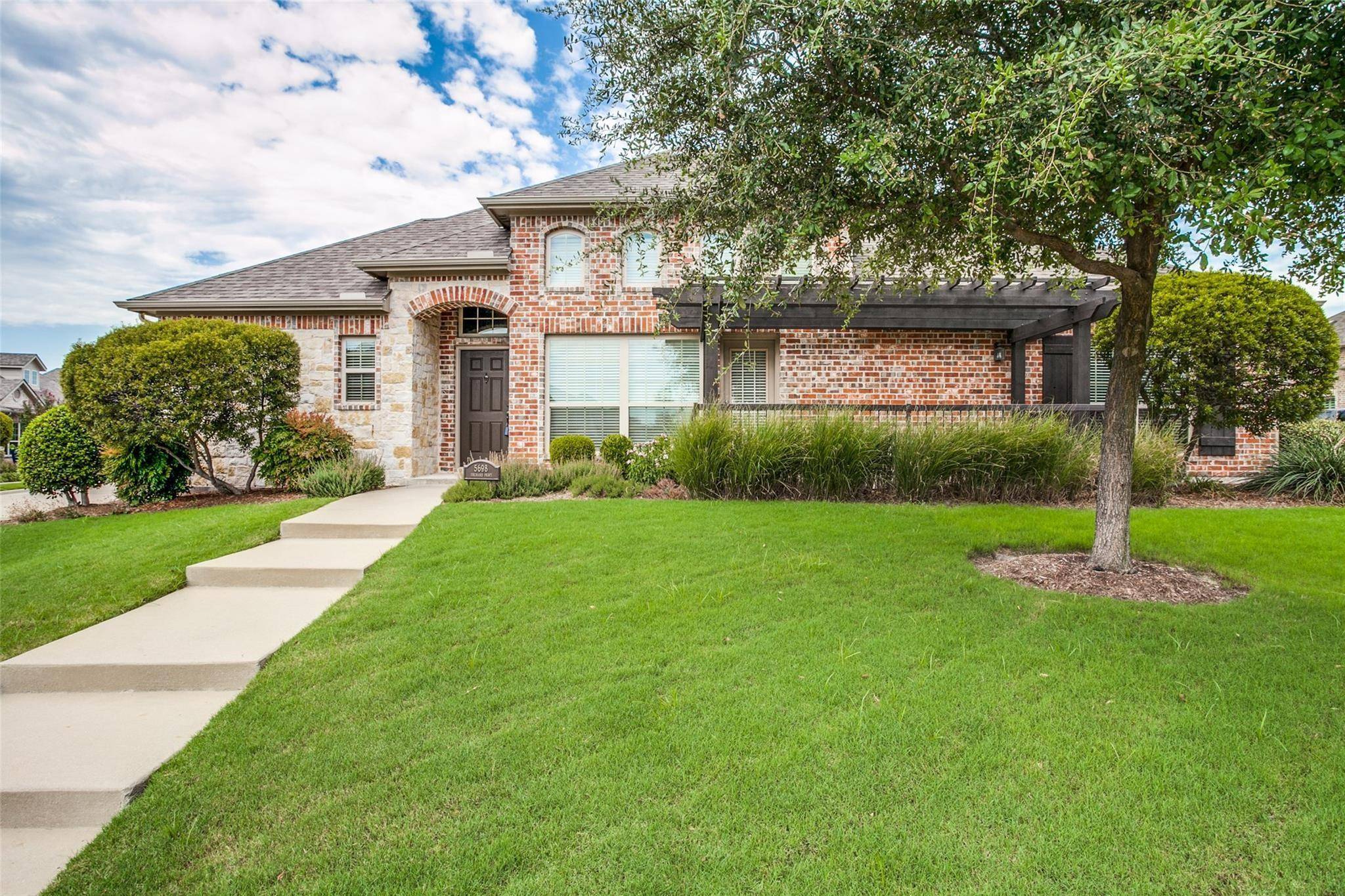 Fairview, TX 75069,5698 Orchard Parkway