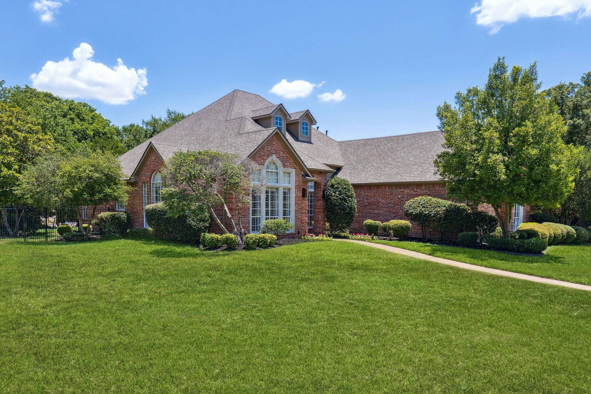 Southlake, TX 76092,1401 Hampton Court