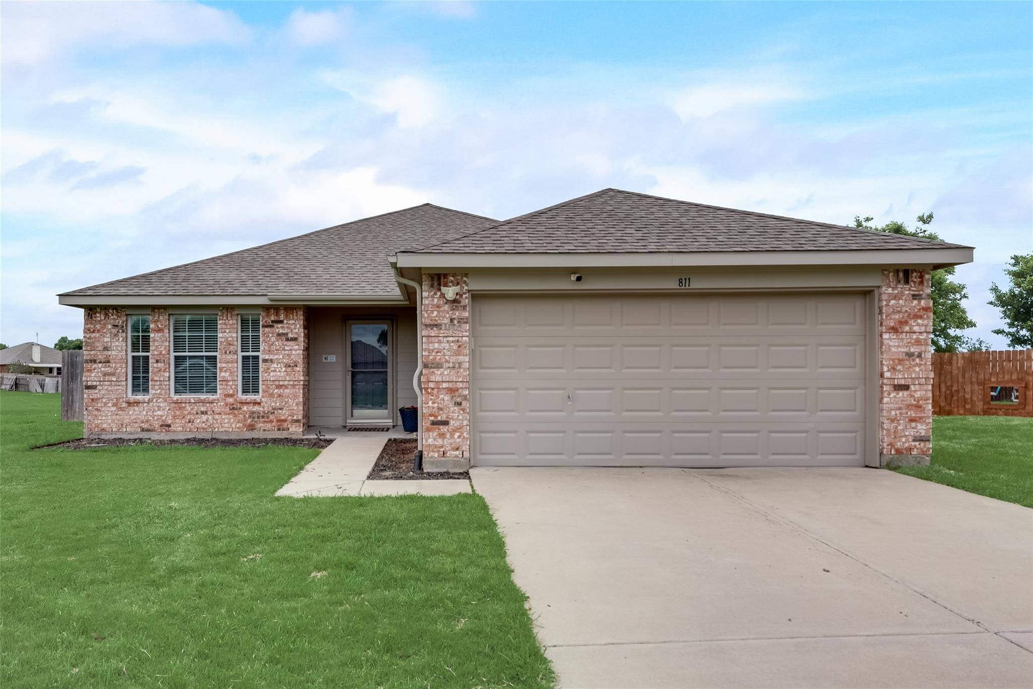 Burleson, TX 76028,811 Cumberland Drive