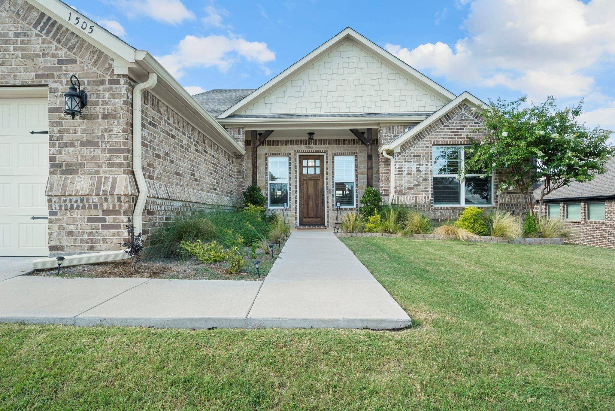 Weatherford, TX 76086,1505 Town Creek Circle