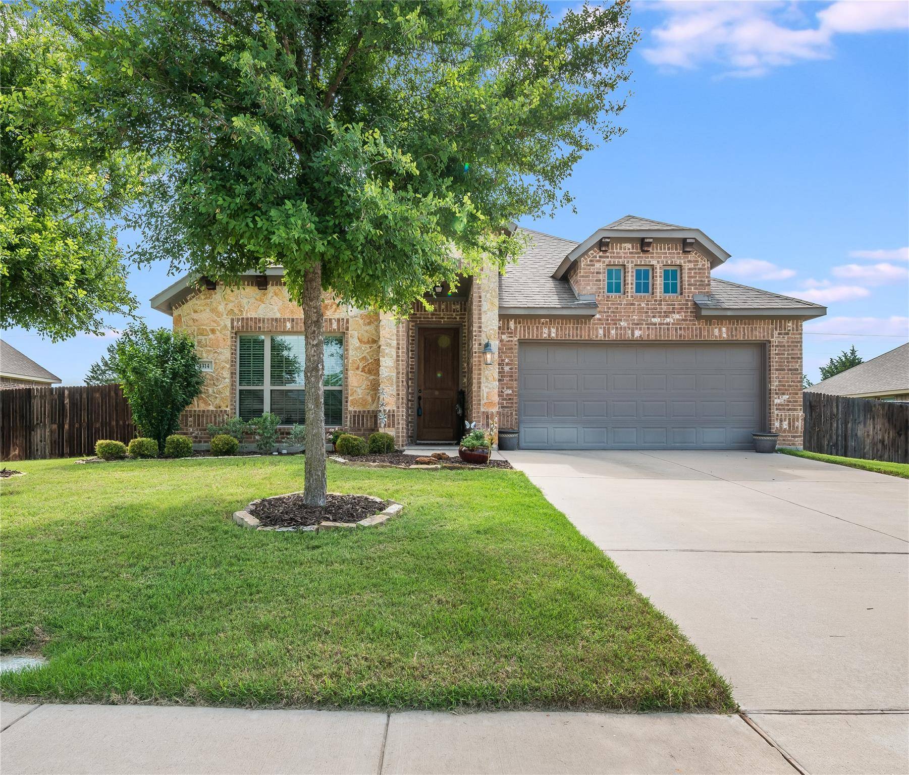 Midlothian, TX 76065,1314 Greenrock Court