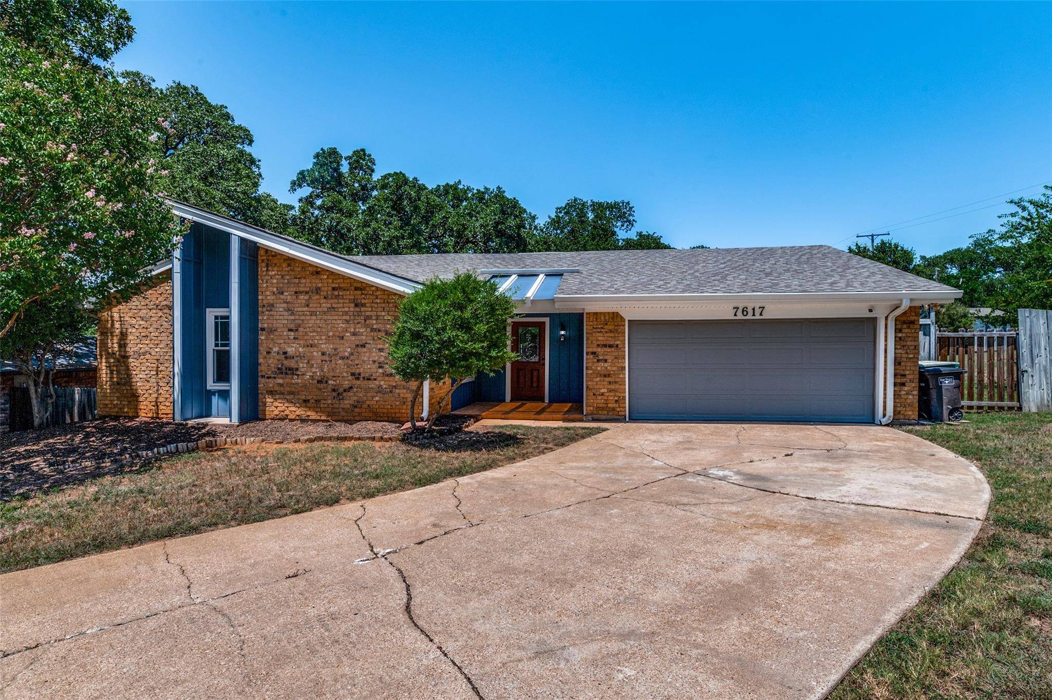 Fort Worth, TX 76120,7617 Ripple Creek Court