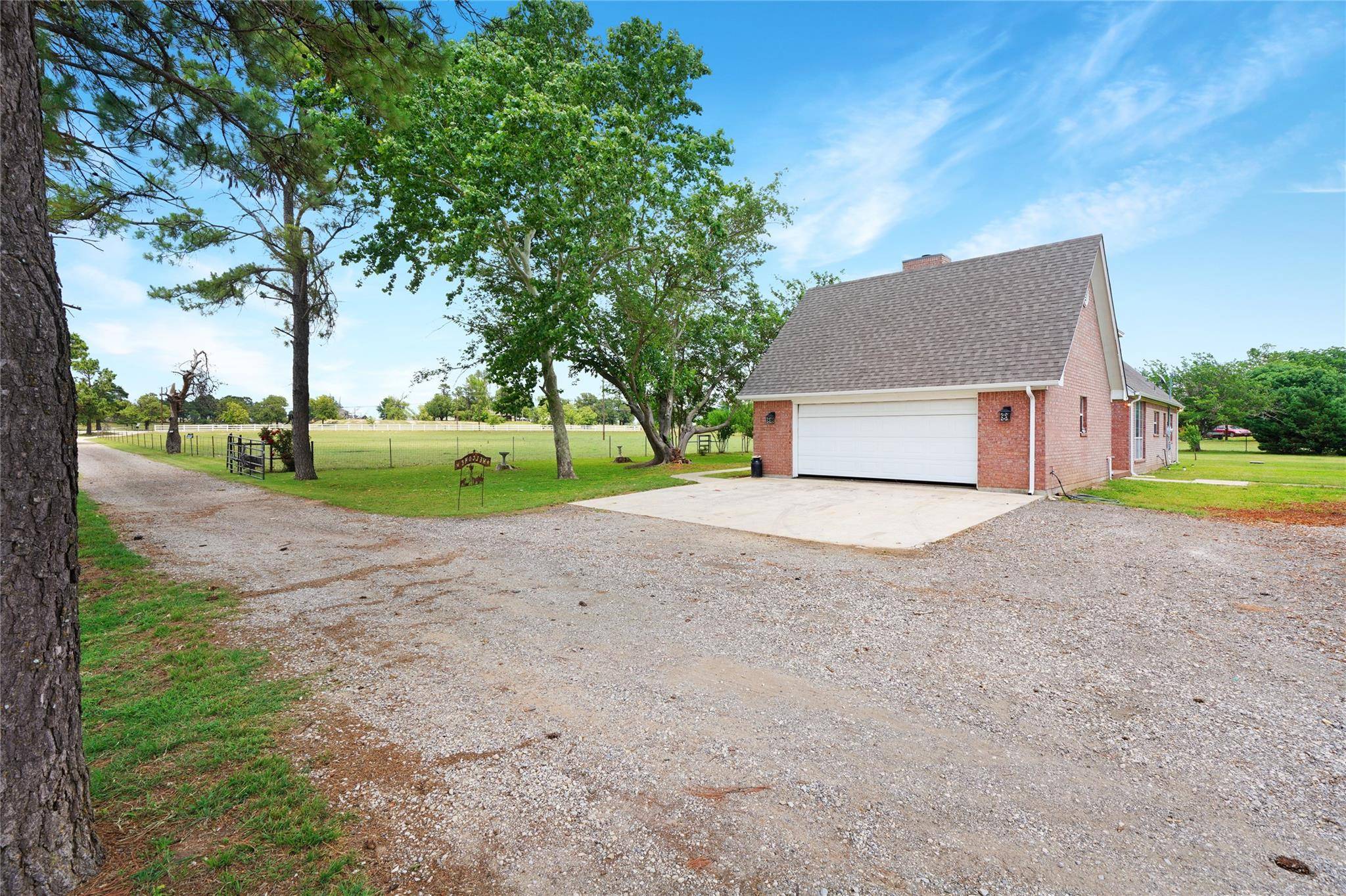 Poolville, TX 76487,9879 W Highway 199