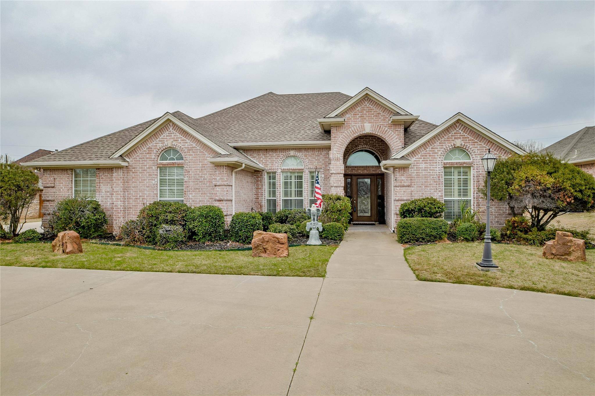 De Cordova, TX 76049,5310 Mission Circle