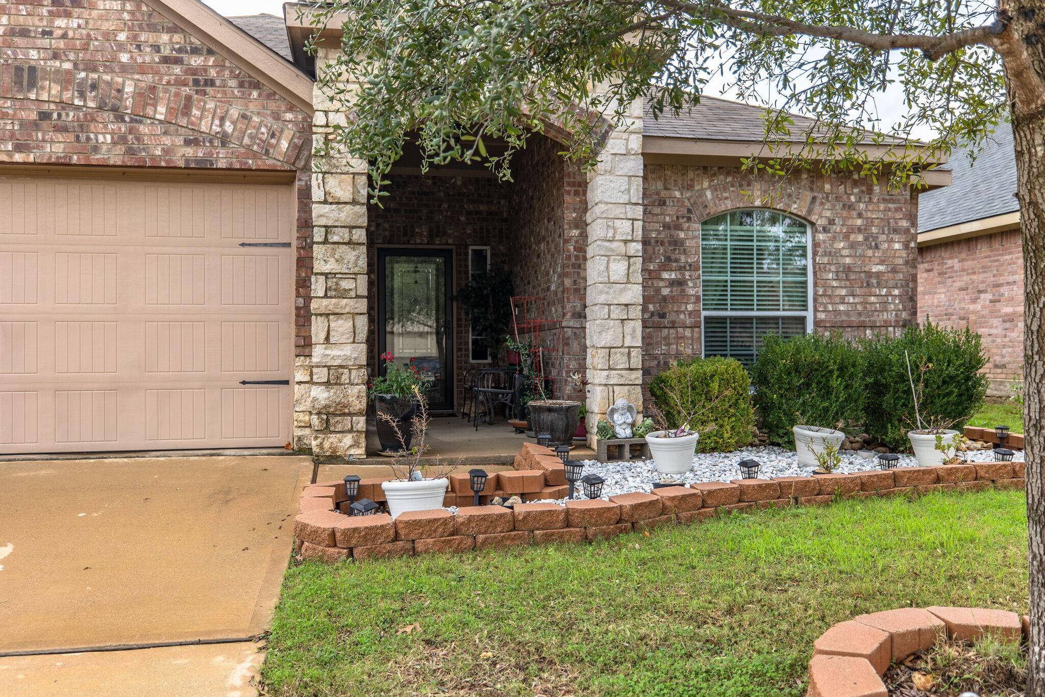 Crowley, TX 76036,1205 Cottonwood Drive