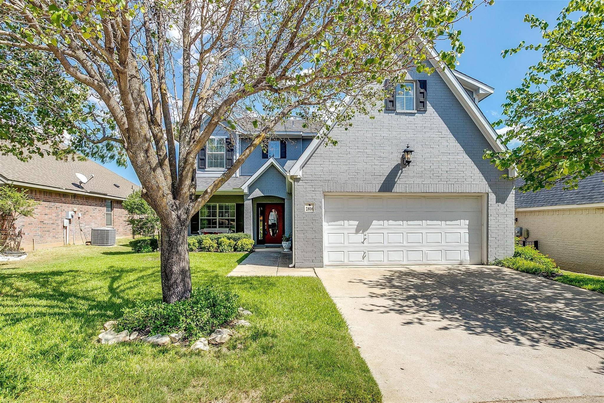 Burleson, TX 76028,2816 Greenway Drive