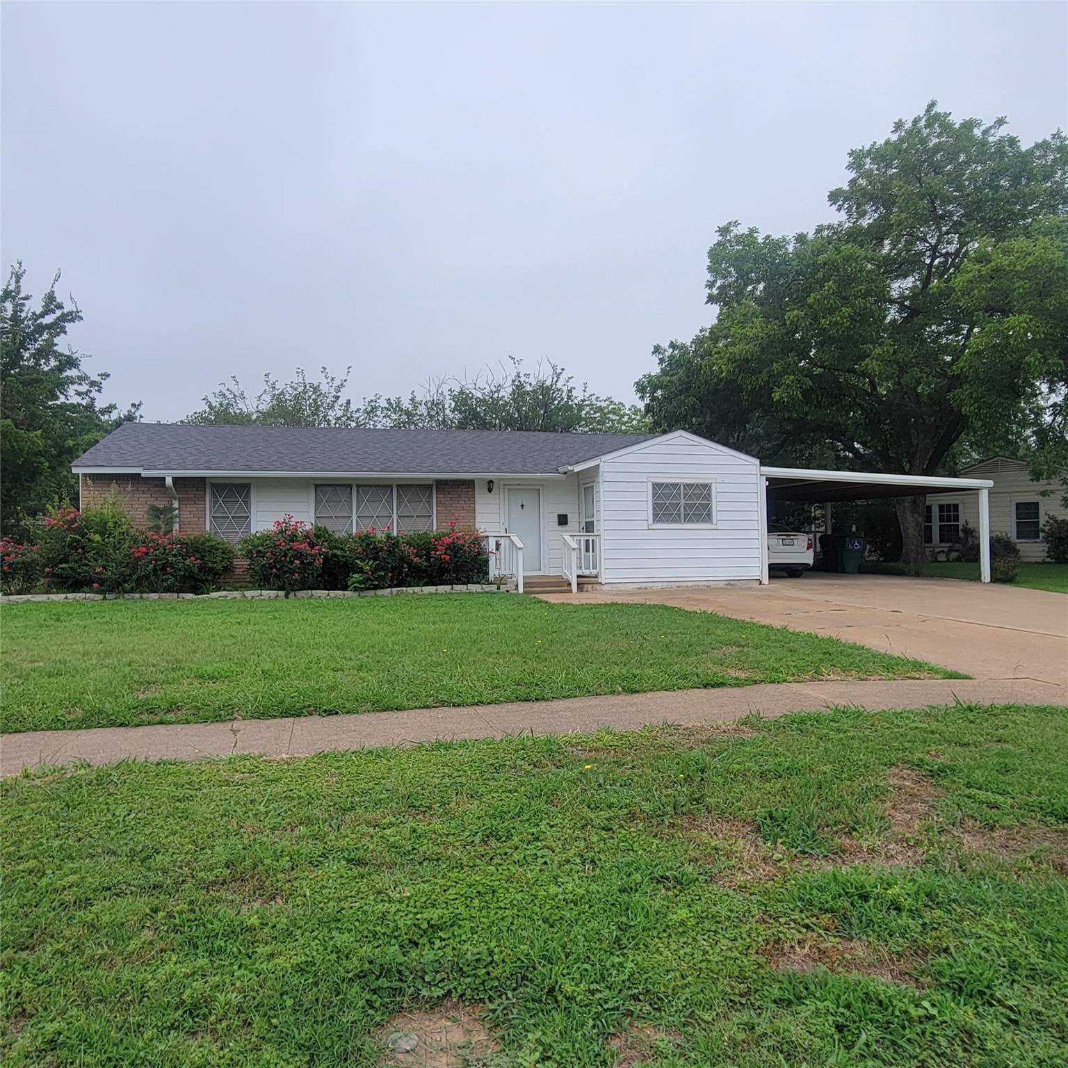 Graham, TX 76450,1346 Hillcrest Drive