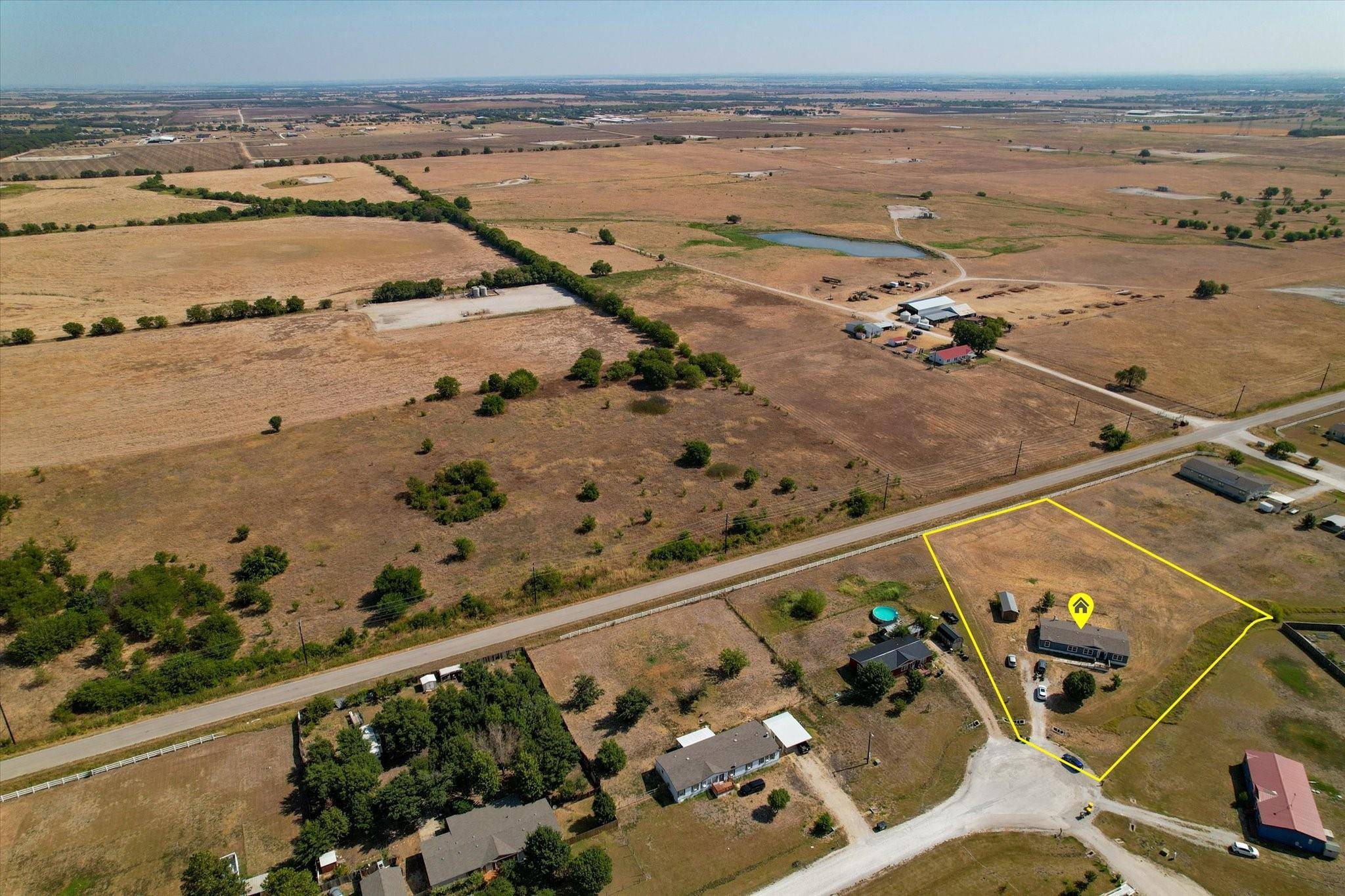 Ponder, TX 76259,381 Split Rail Circle