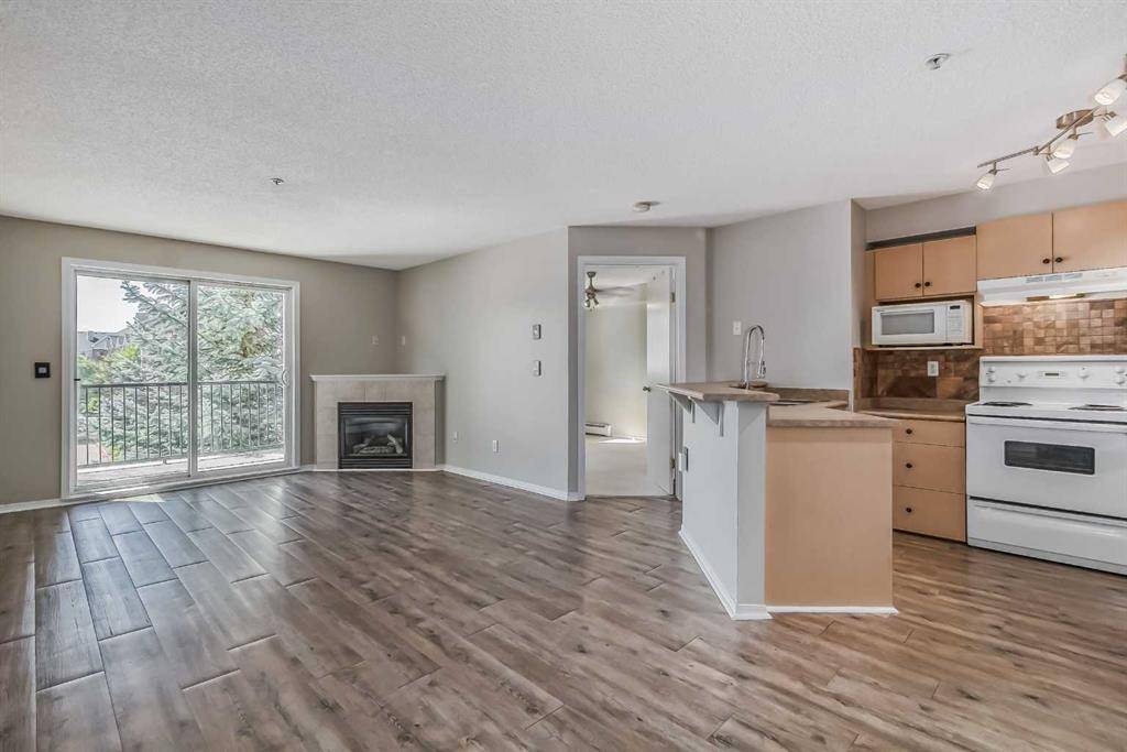 Calgary, AB T2Z 4M4,4975 130 AVE SE #1305