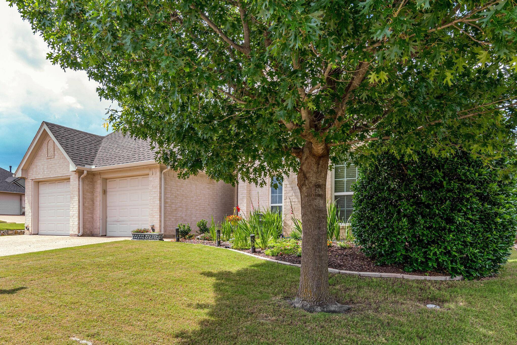 Benbrook, TX 76126,11112 Golfview Way