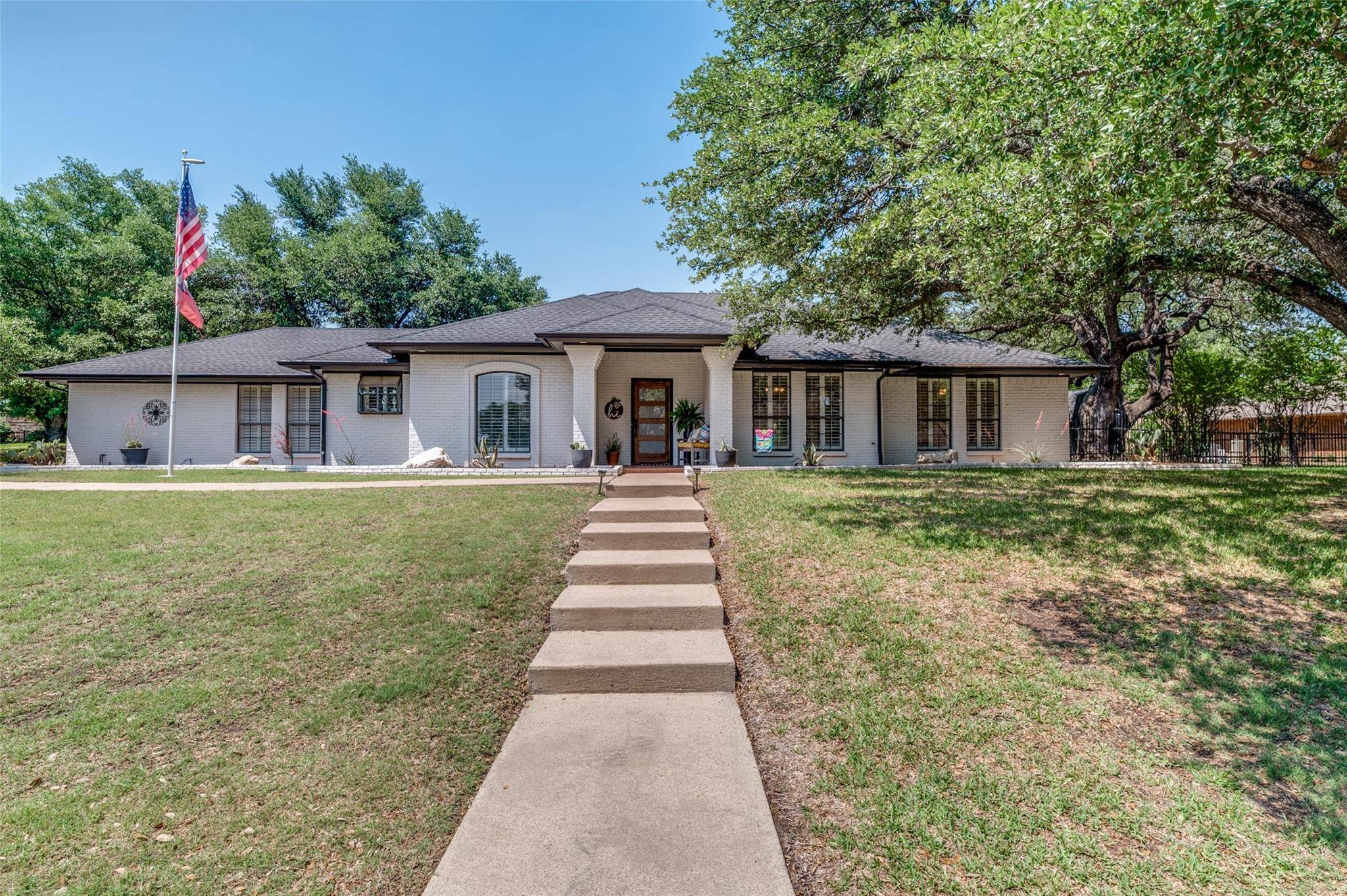 Fort Worth, TX 76179,7500 Lochwood Court