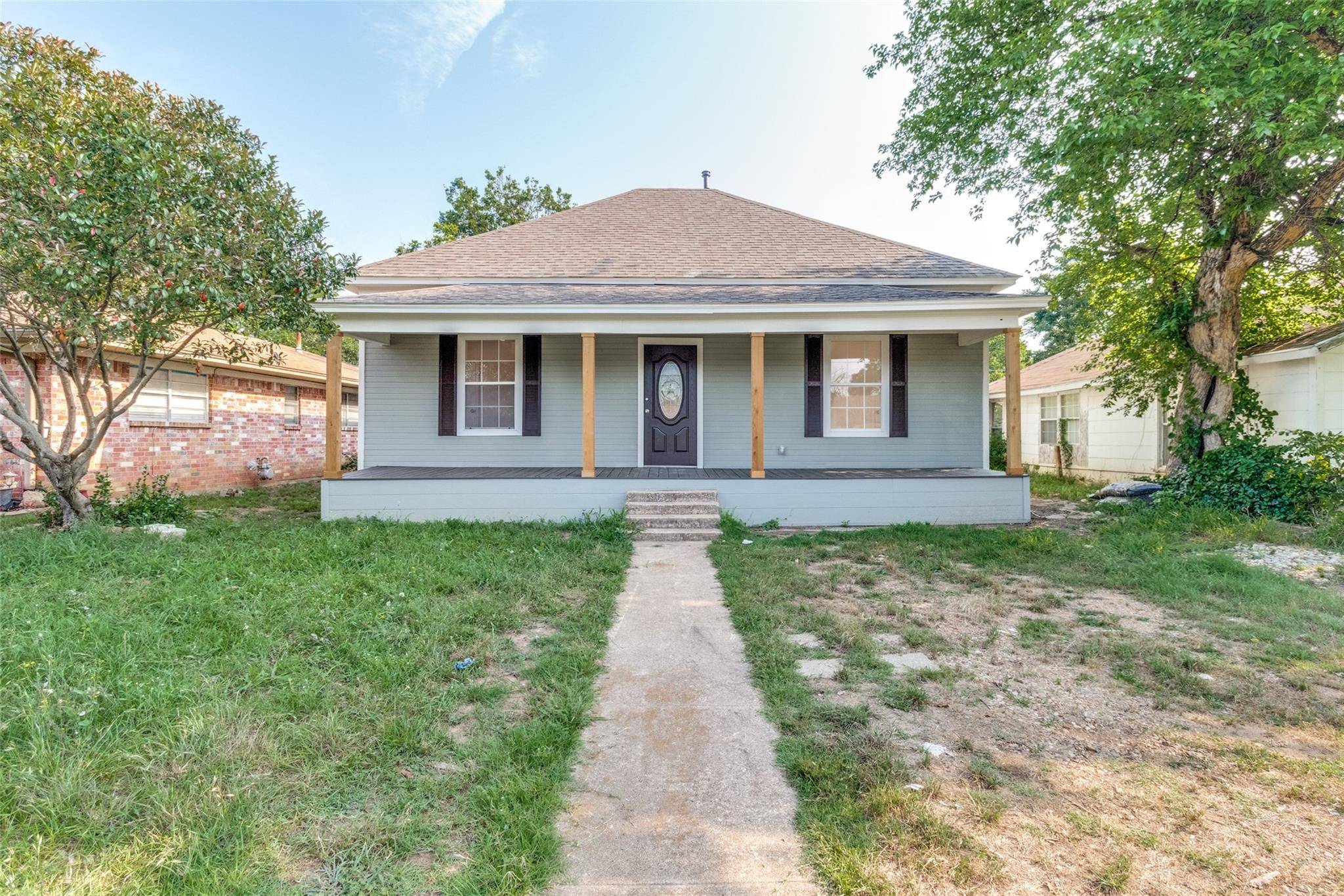 Denison, TX 75020,1719 W Bond Street