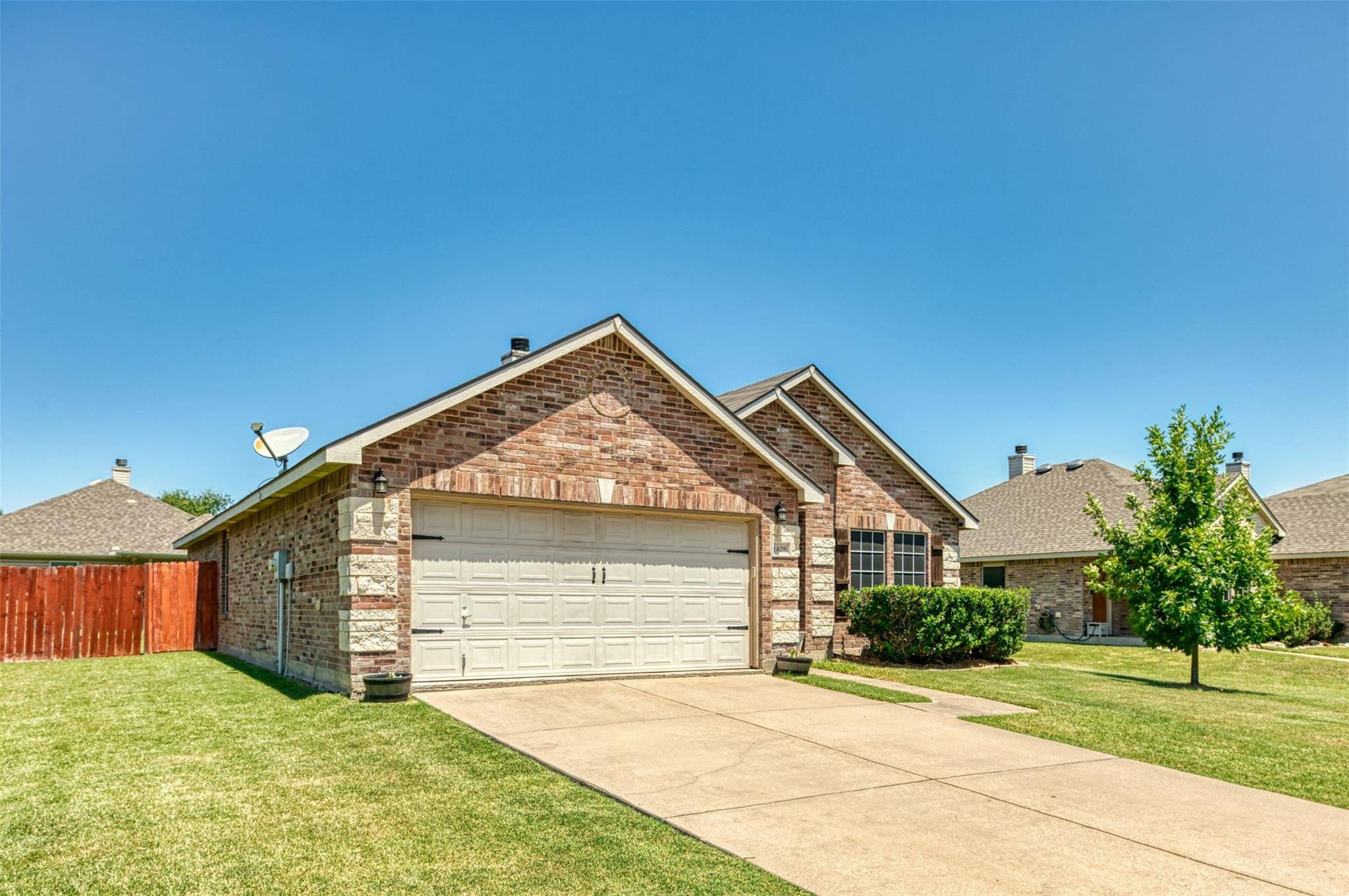 Burleson, TX 76028,1408 Lauren Drive