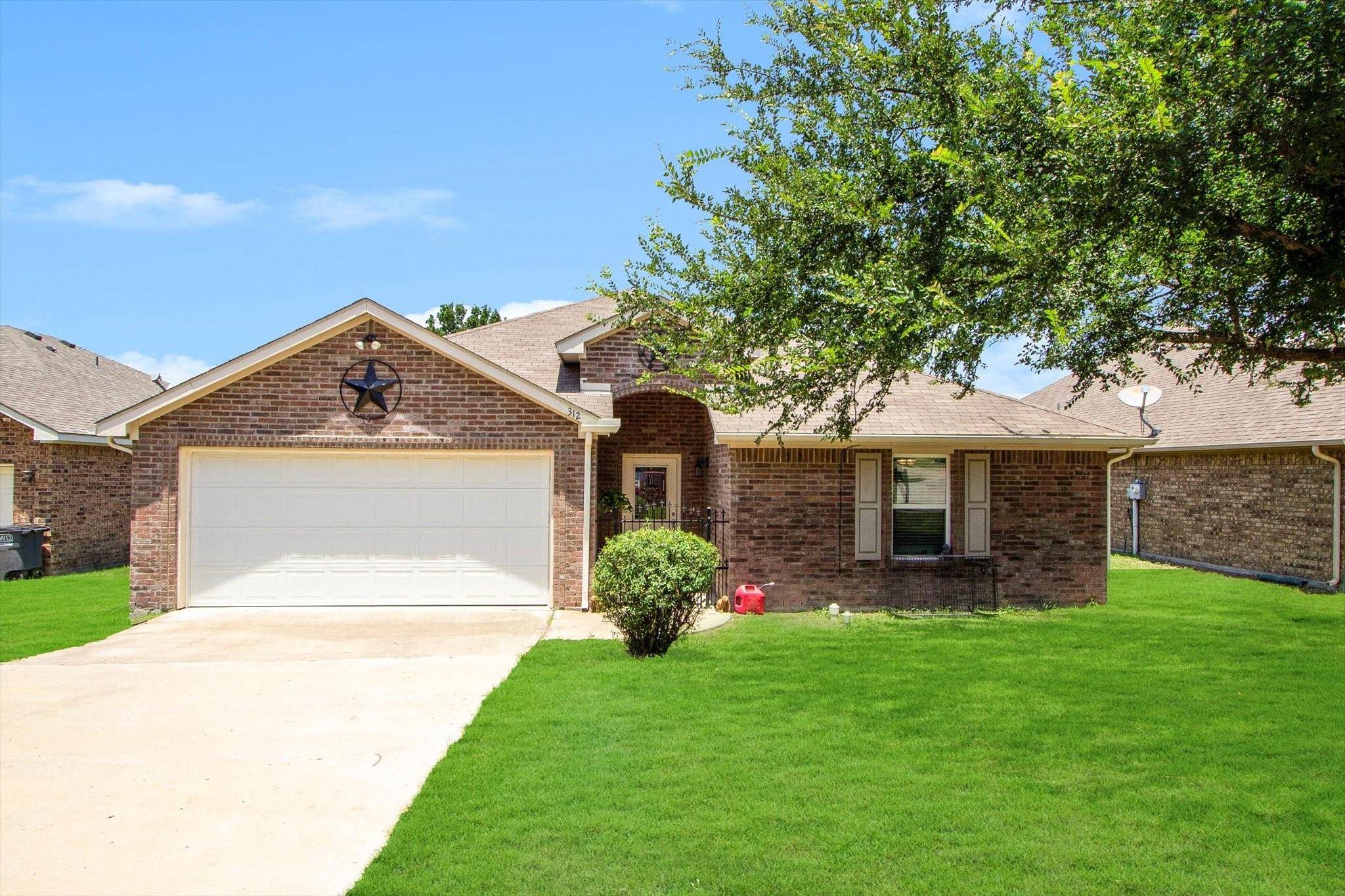 Princeton, TX 75407,312 Timbercreek Court