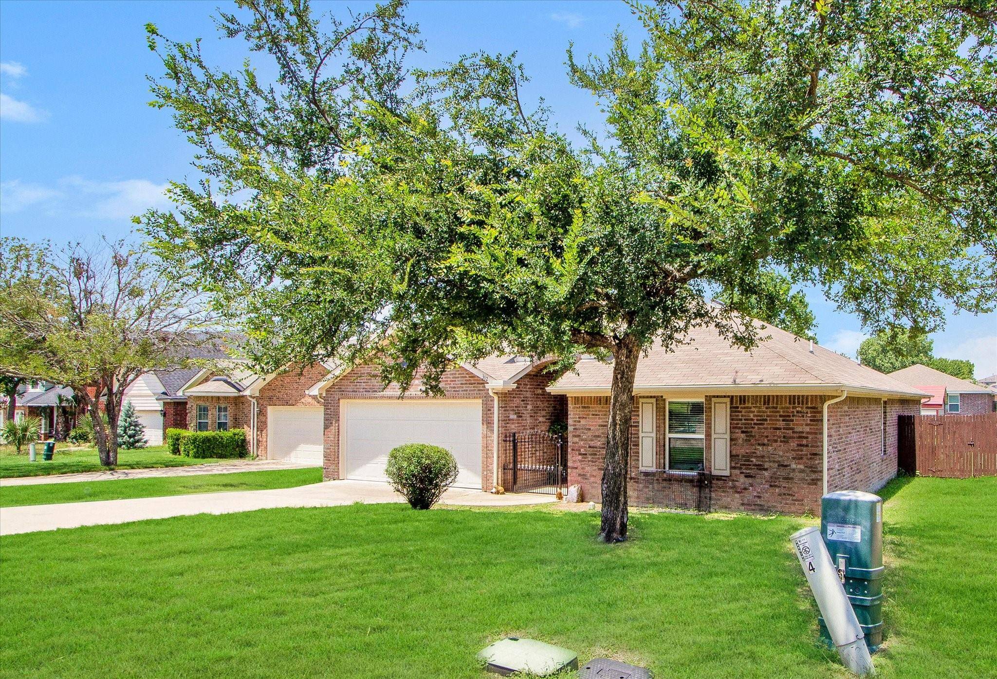 Princeton, TX 75407,312 Timbercreek Court