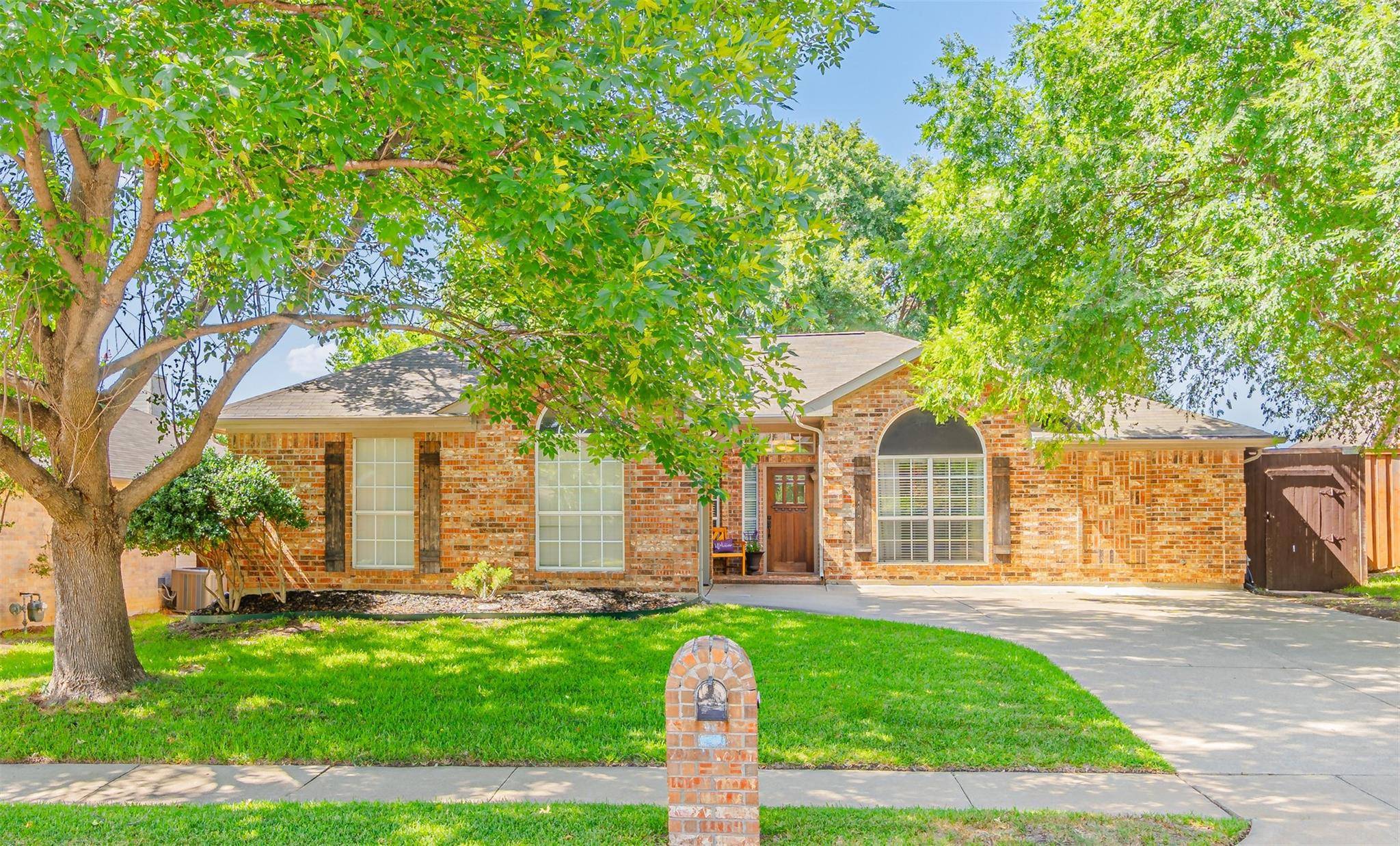 Flower Mound, TX 75028,724 Saddleback Lane