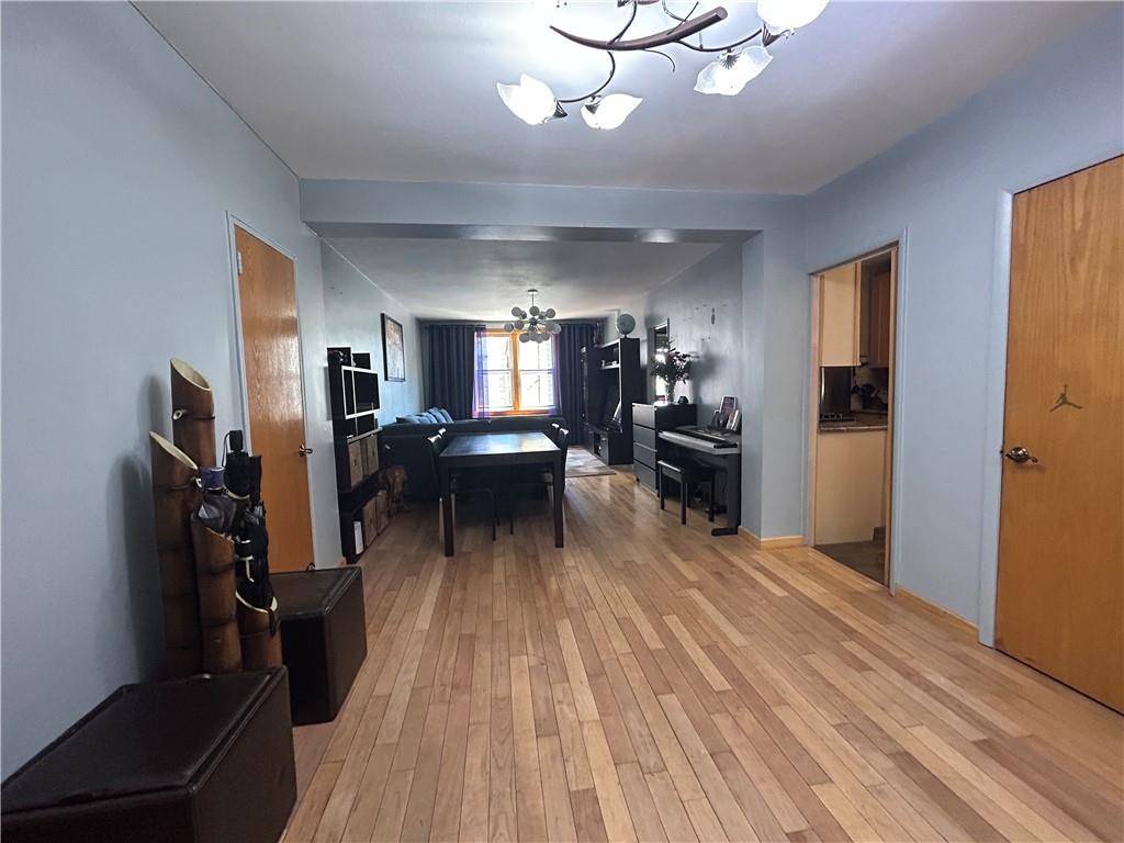2727 Ocean Pkwy #A3, Brooklyn, NY 11235