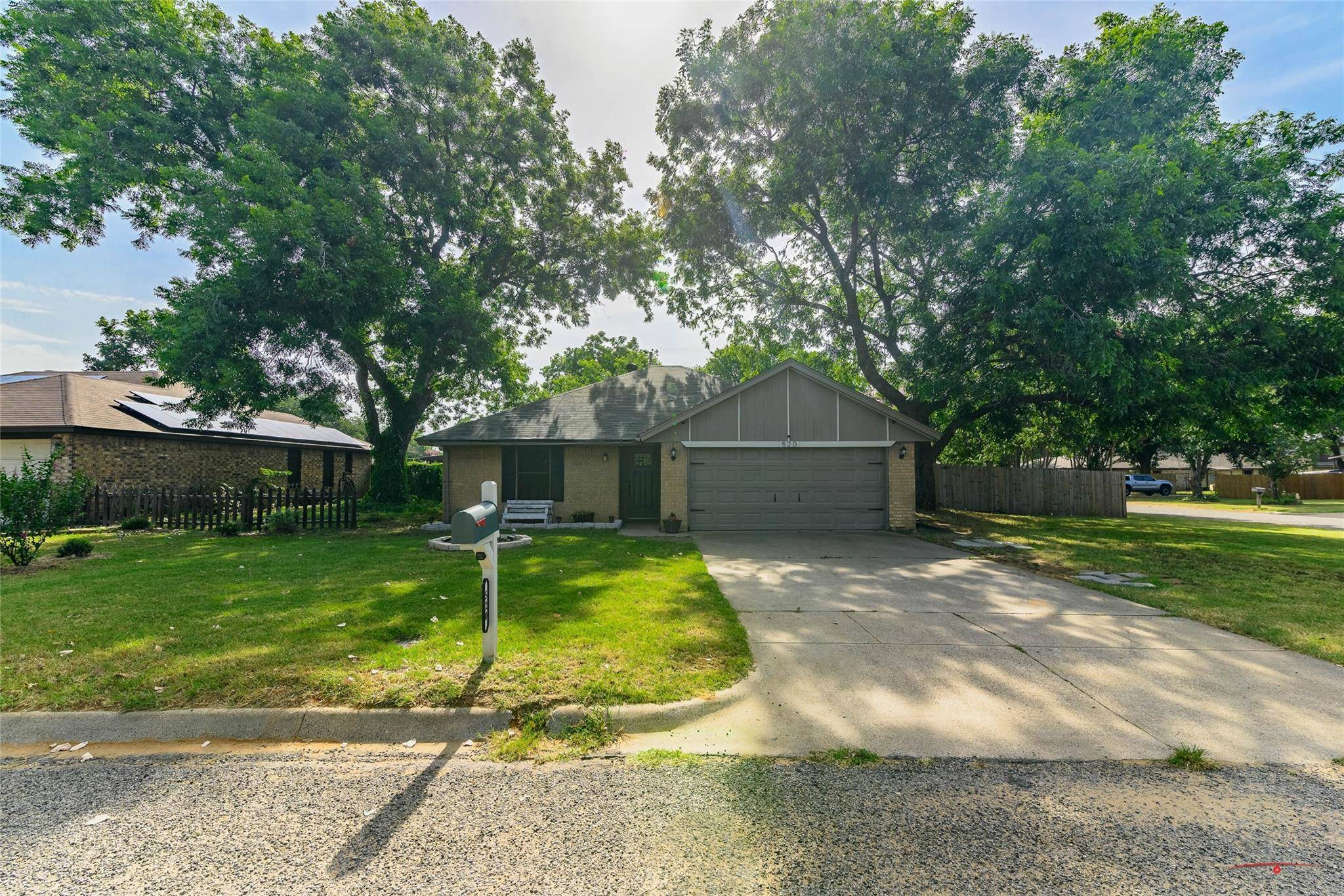 Joshua, TX 76058,520 Casa Linda Street