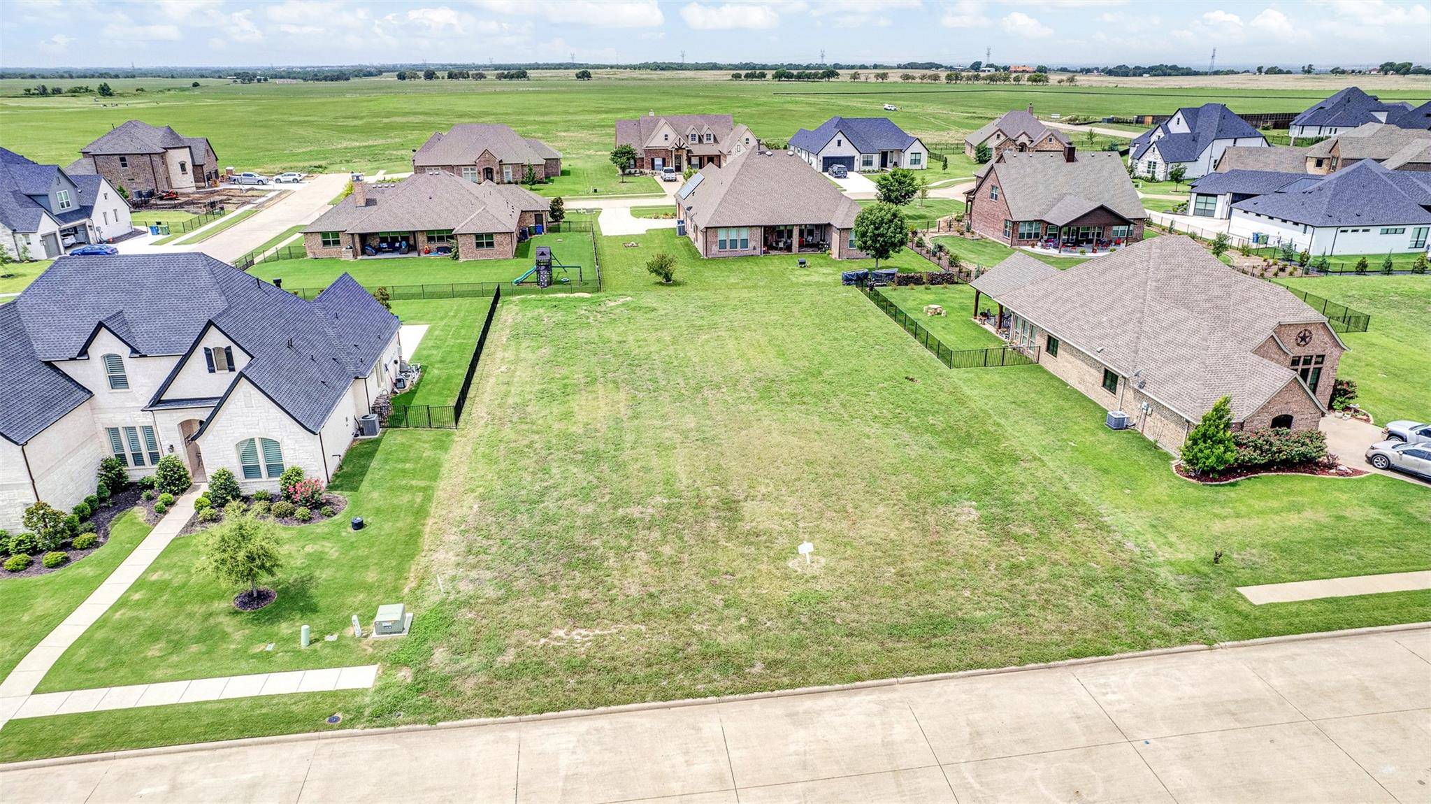 Gunter, TX 75058,1613 Highbridge Court